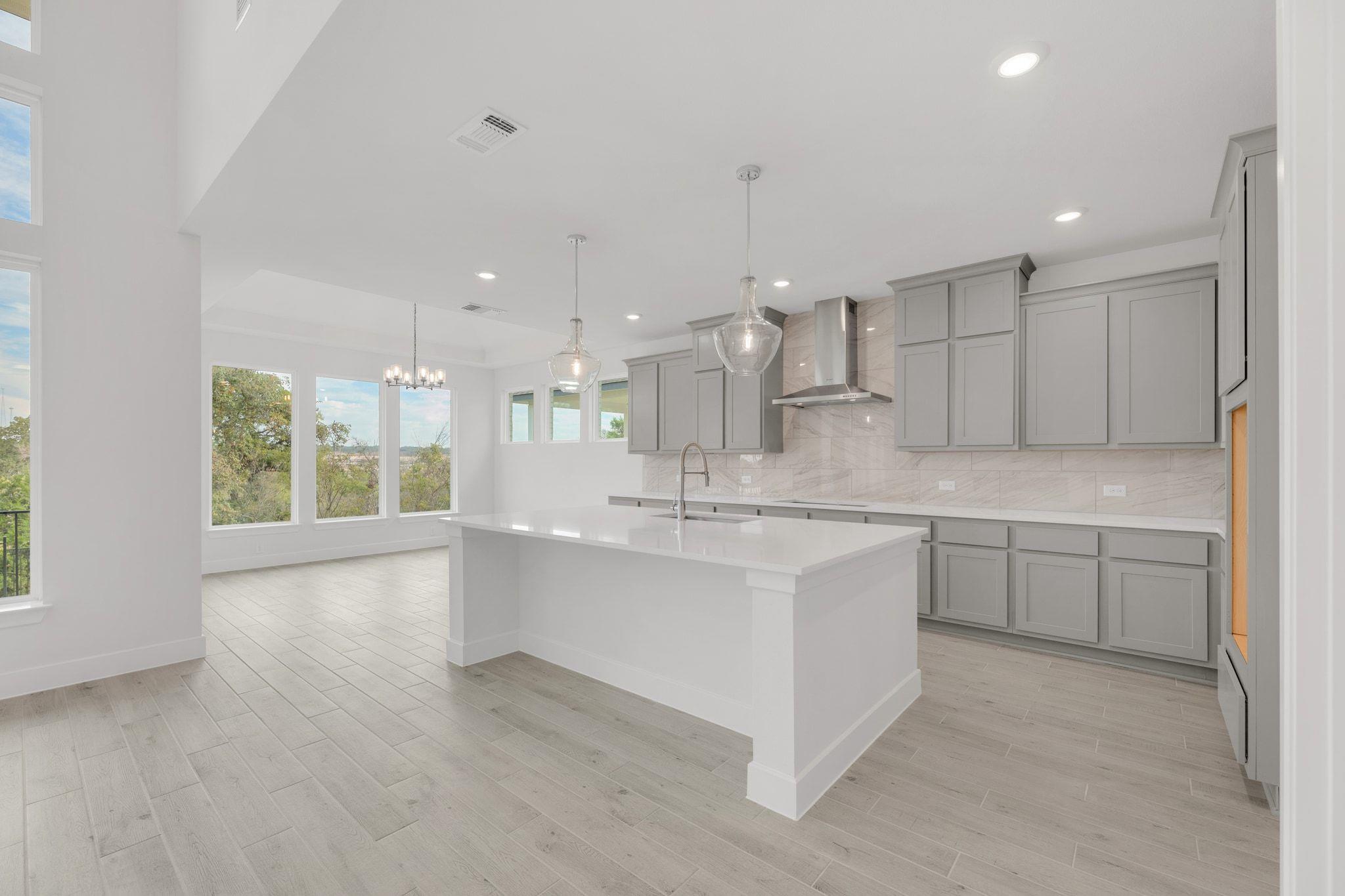 162 Montecilo Dr, Liberty Hill, TX 78642