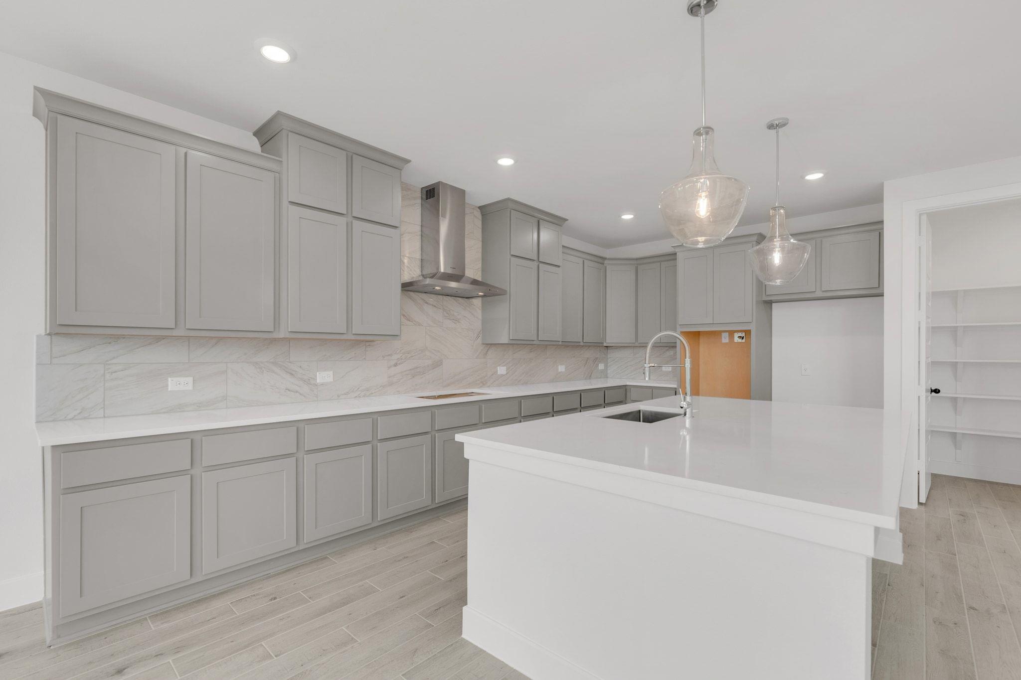 162 Montecilo Dr, Liberty Hill, TX 78642