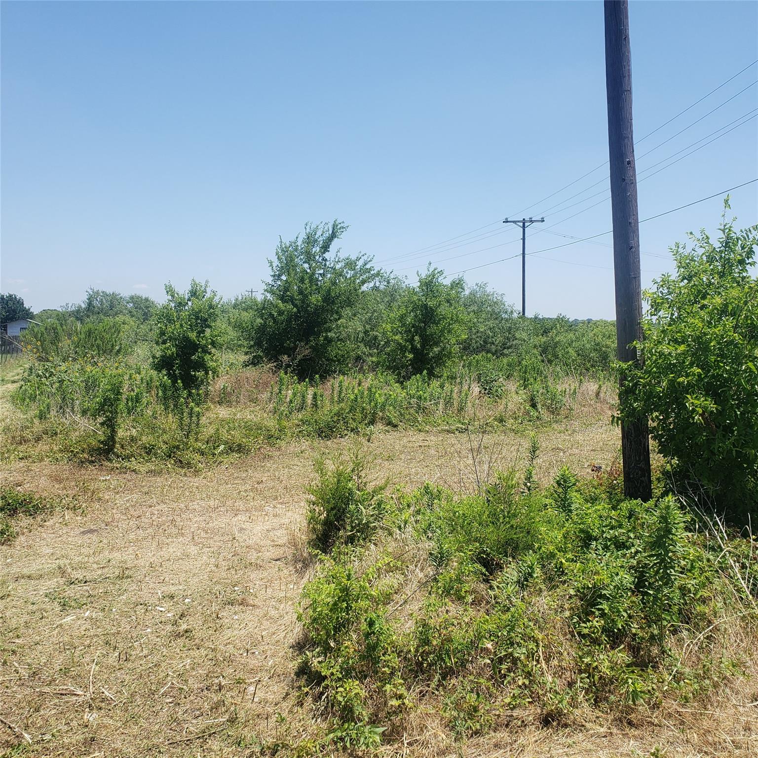 8909 Linden Rd, Del Valle, TX 78617