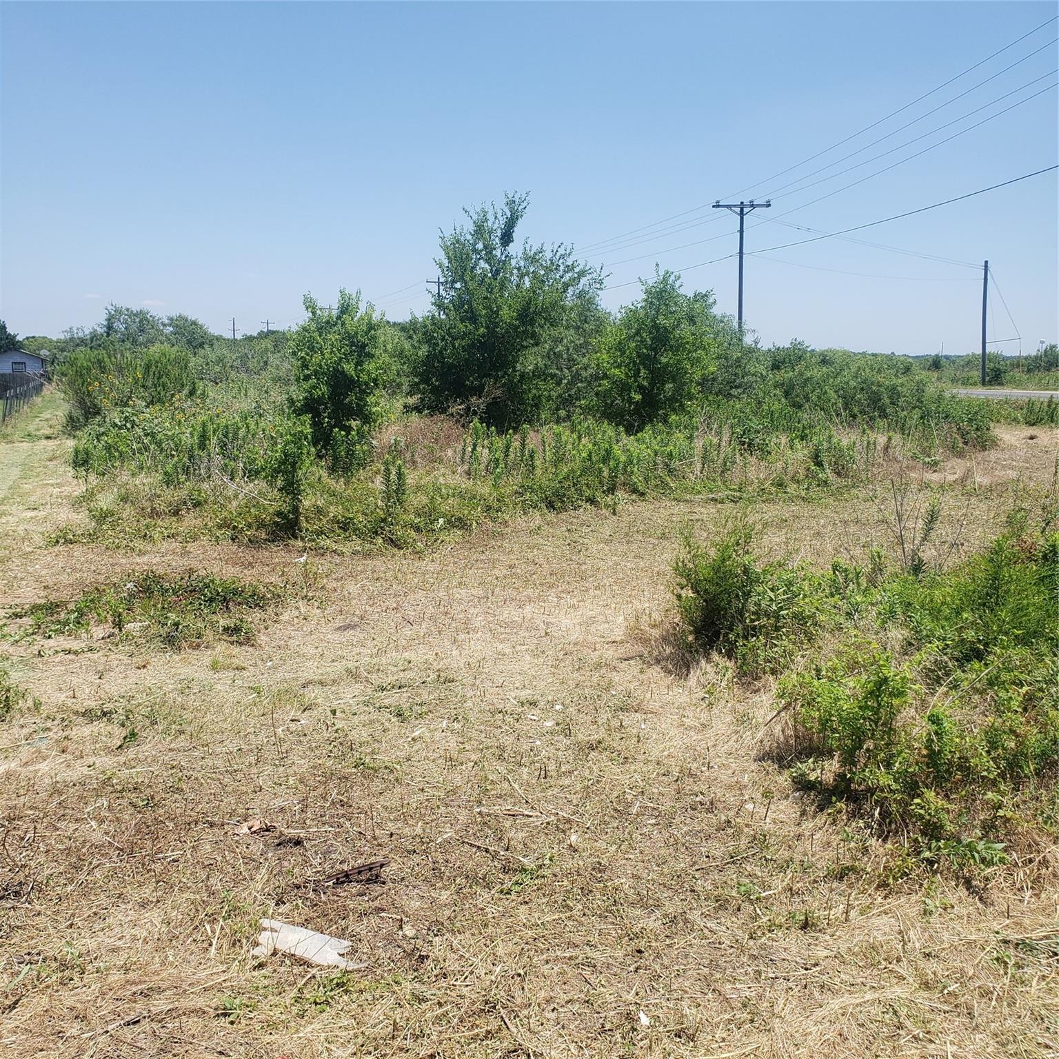 8909 Linden Rd, Del Valle, TX 78617