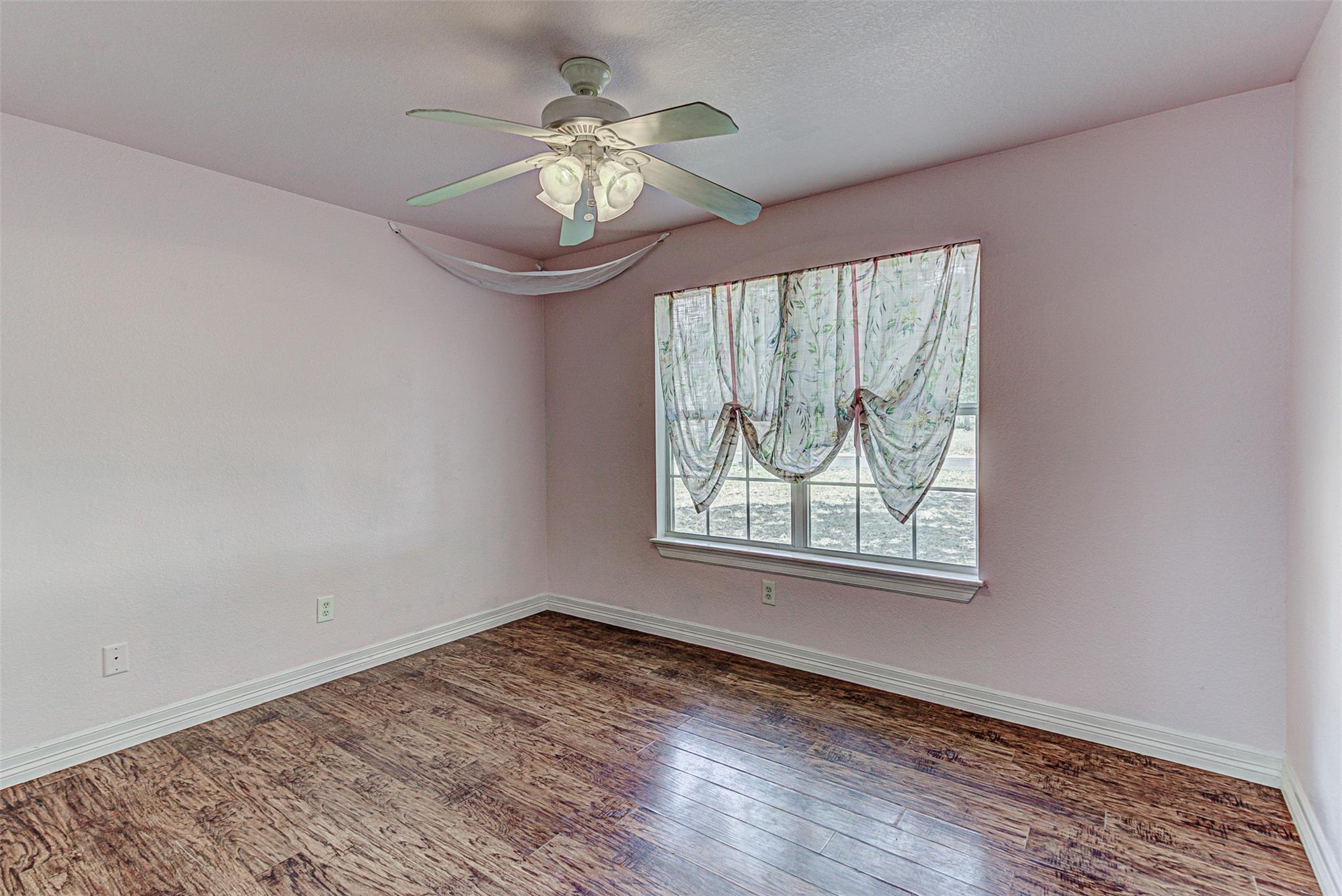 724 Cypress Ln, Cottonwood Shores, TX 78657