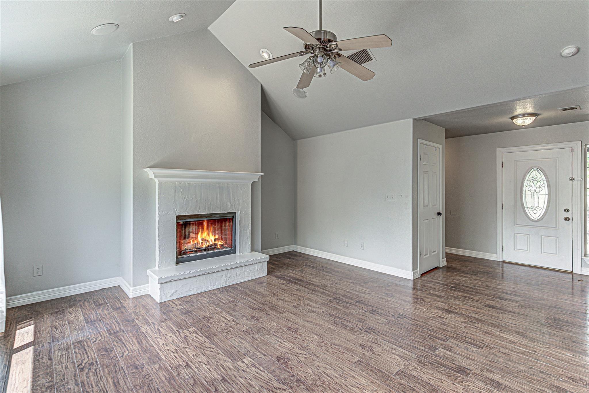 724 Cypress Ln, Cottonwood Shores, TX 78657