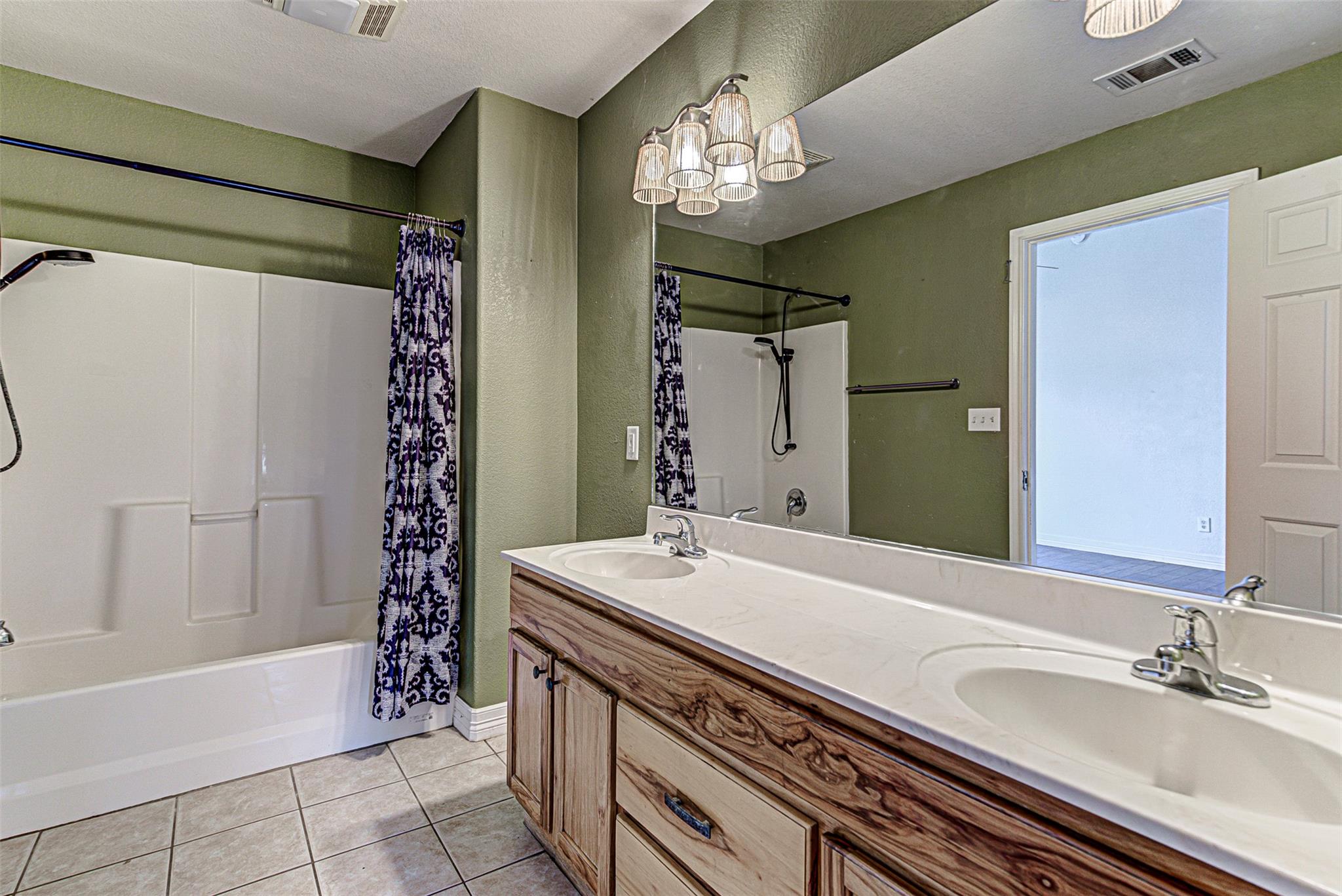 724 Cypress Ln, Cottonwood Shores, TX 78657