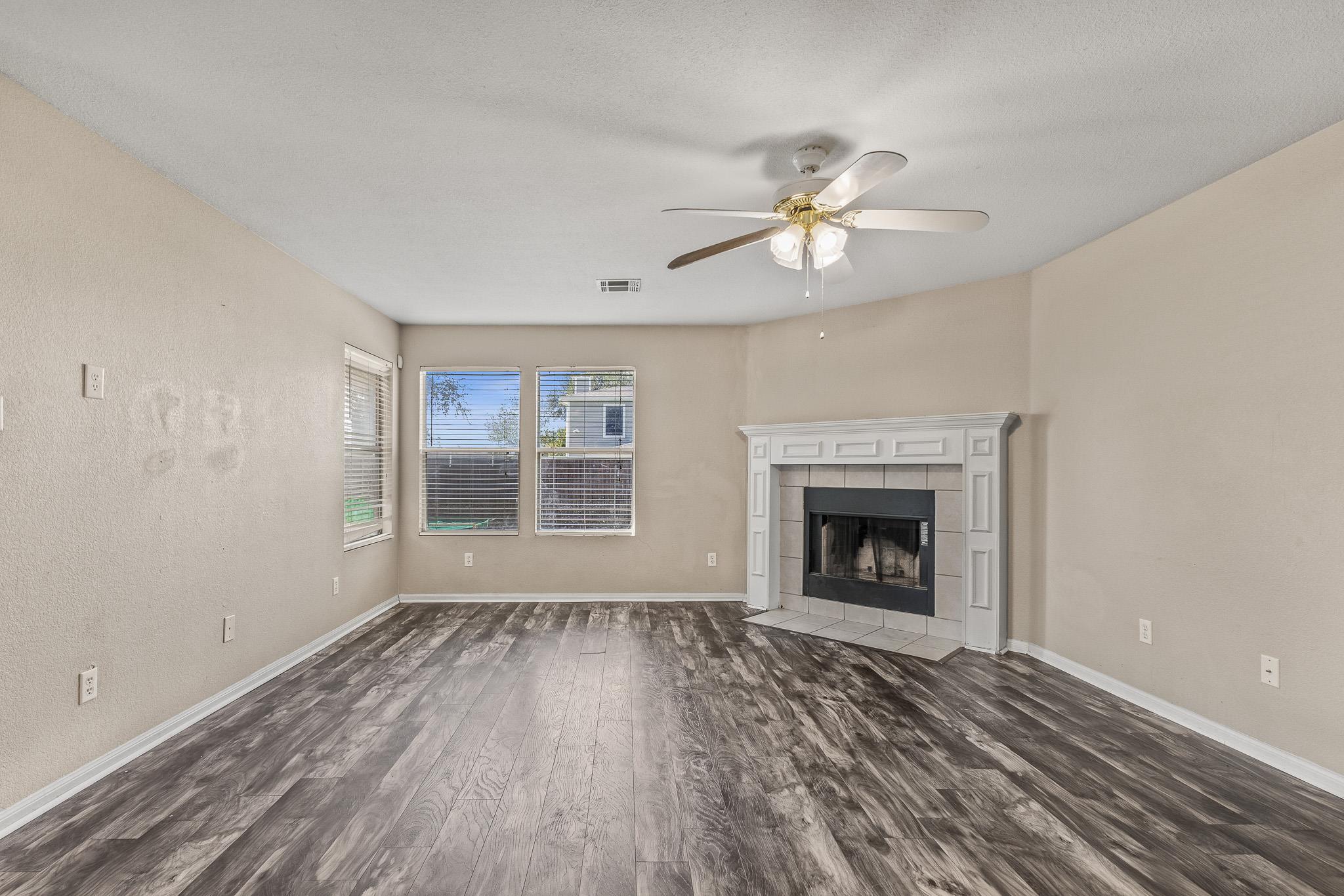 5504 Southern Crossing Dr, Temple, TX 76502