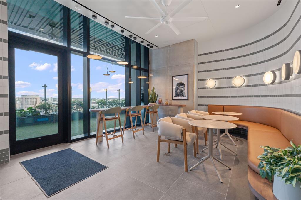 610 Davis St # 2608, Austin, TX 78701