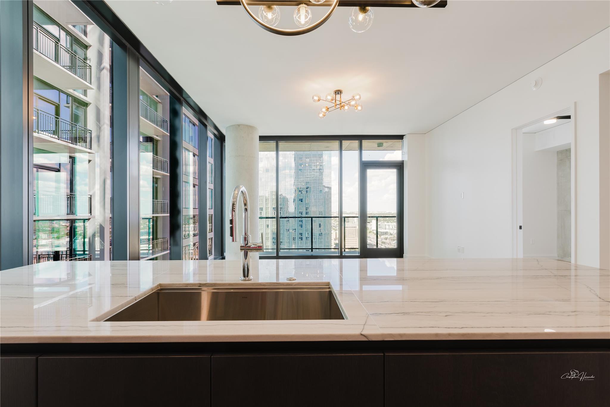 610 Davis St # 2608, Austin, TX 78701