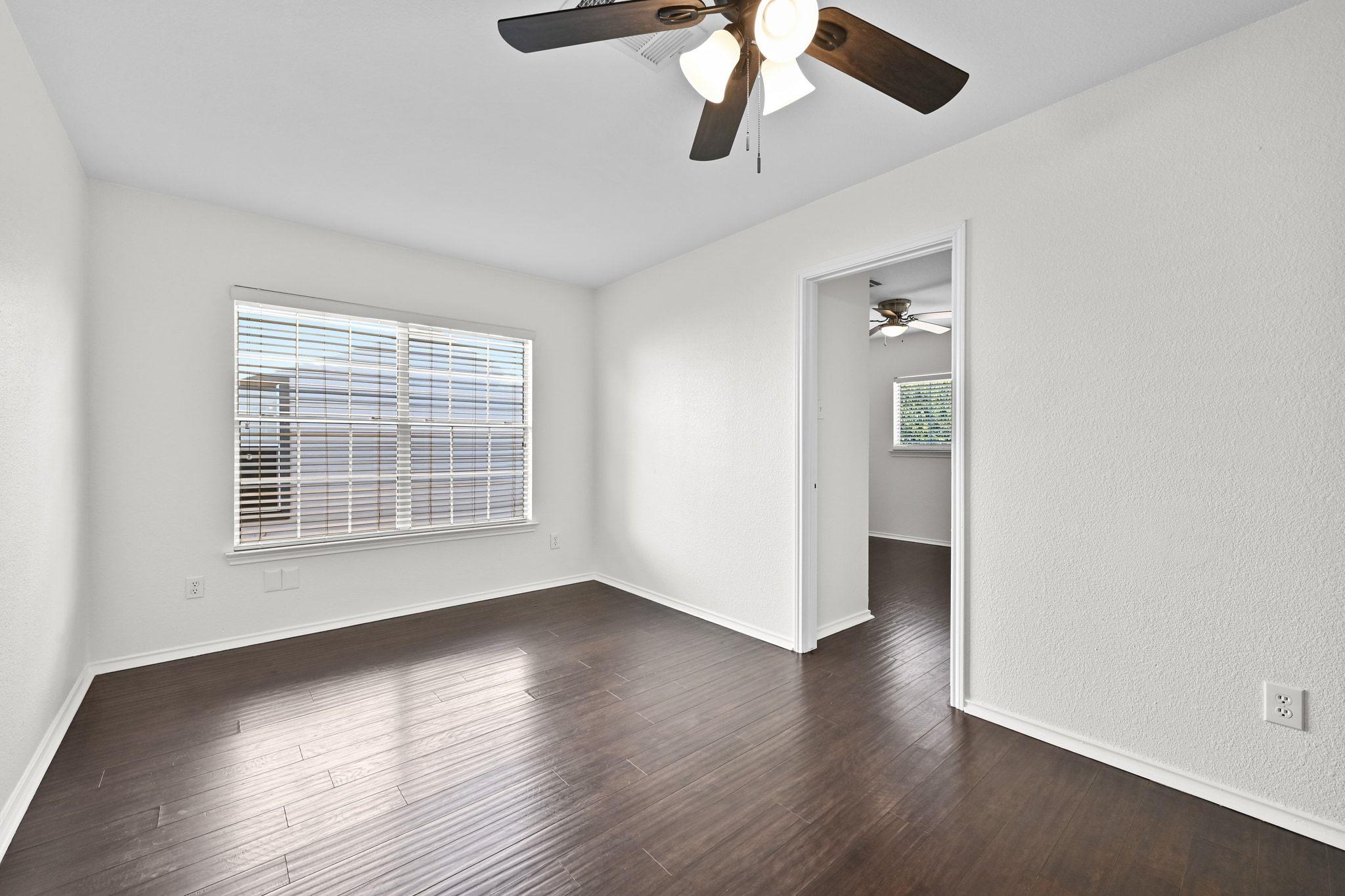 1400 Geoffs Dr, Austin, TX 78748