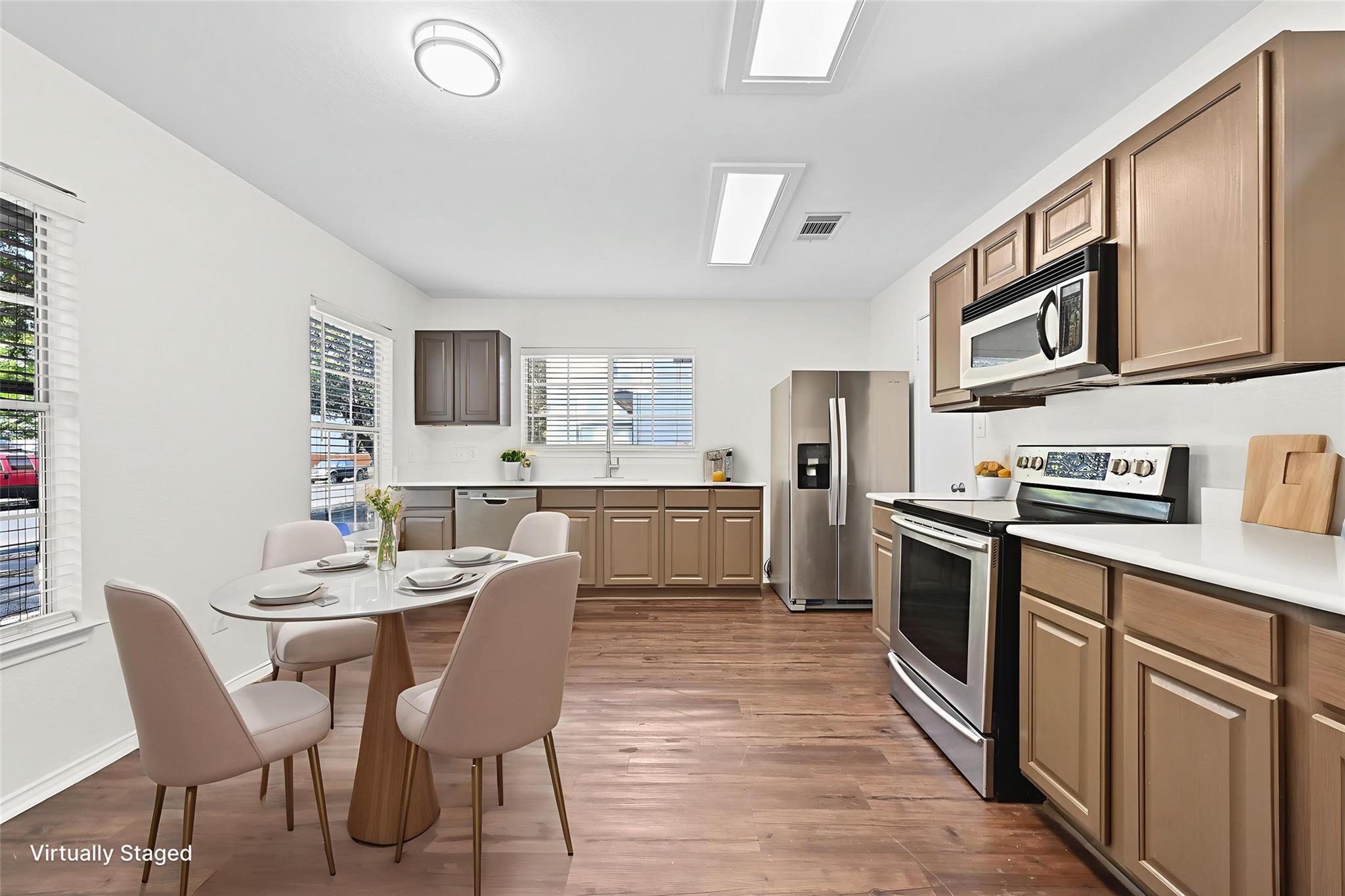 1400 Geoffs Dr, Austin, TX 78748