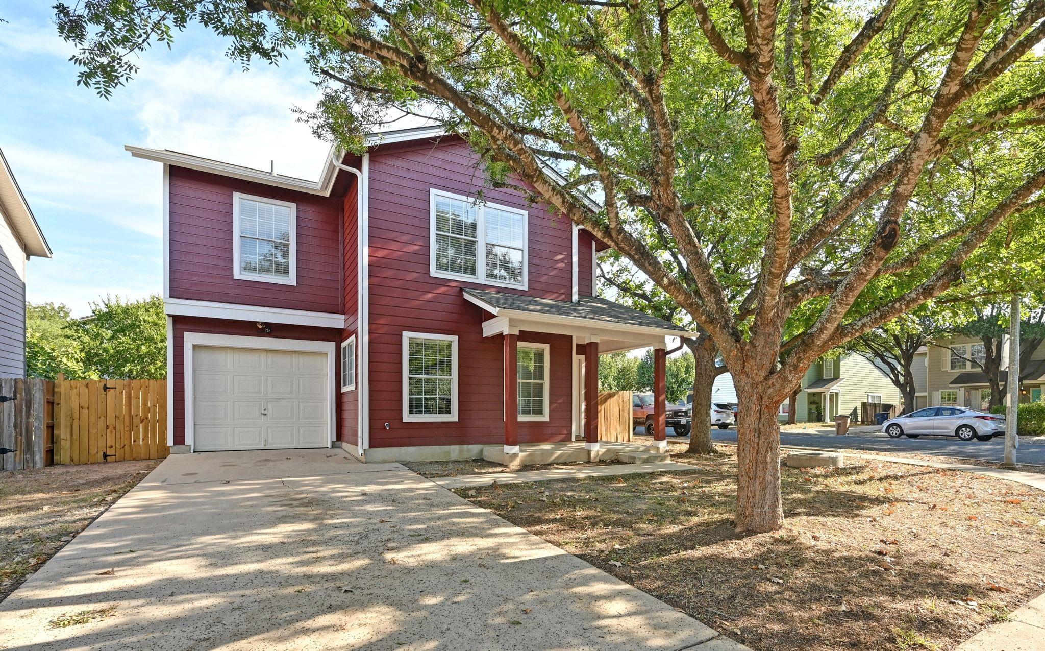 1400 Geoffs Dr, Austin, TX 78748