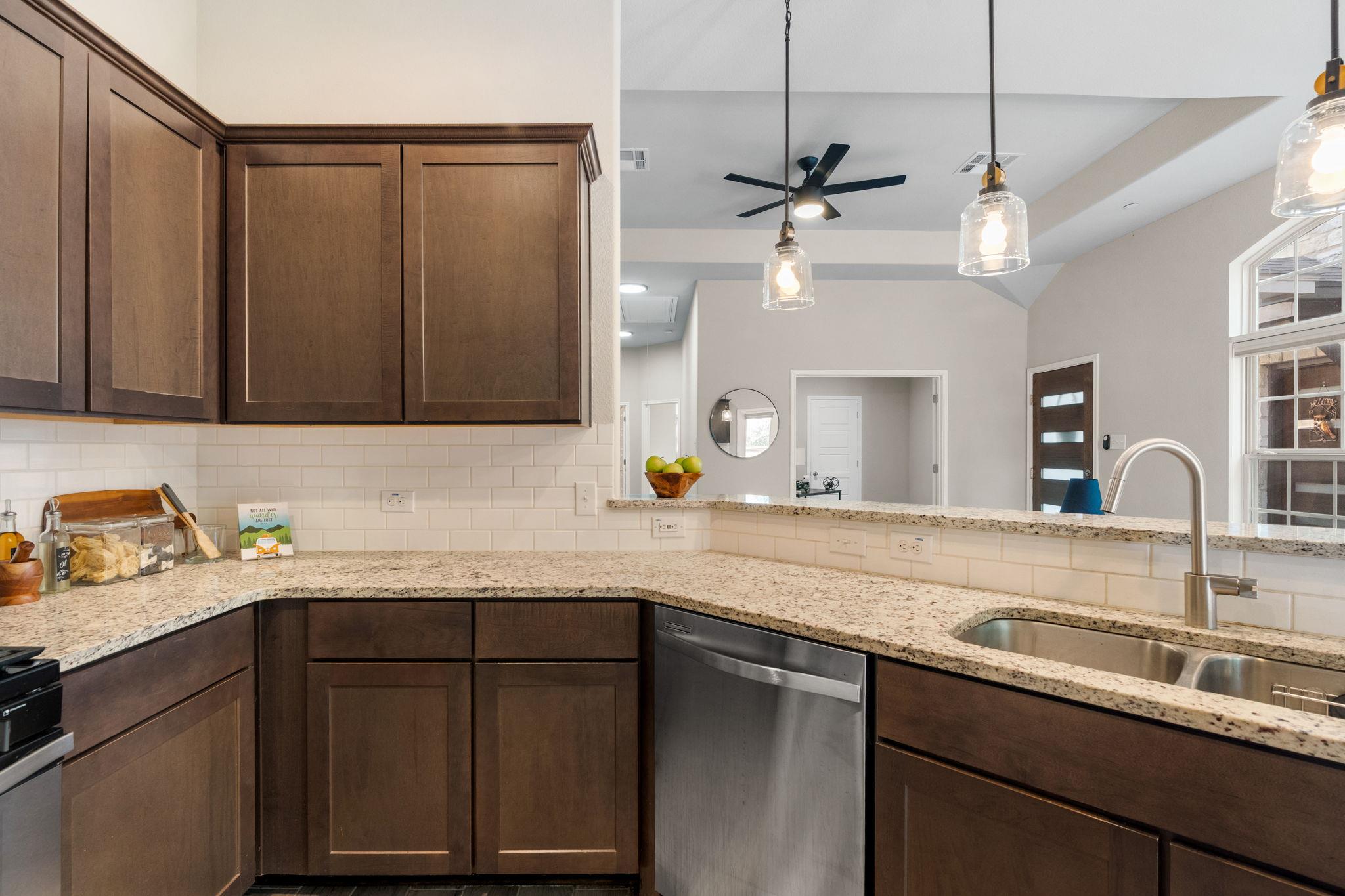 1404 Catalan Rd # 803, Austin, TX 78748