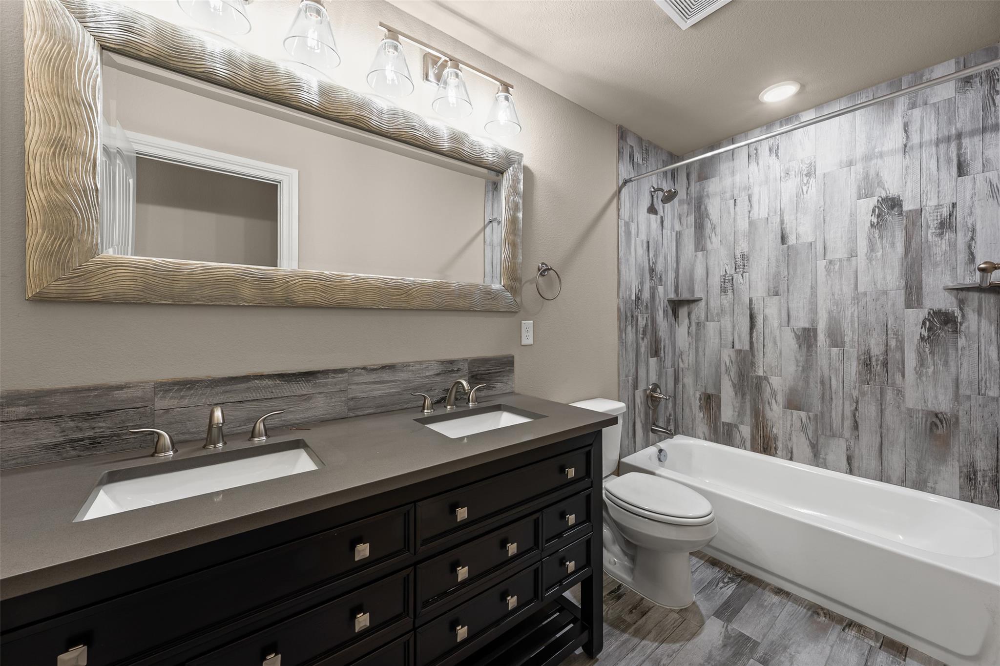 1052 Parkview Dr Way, Salado, TX 76571