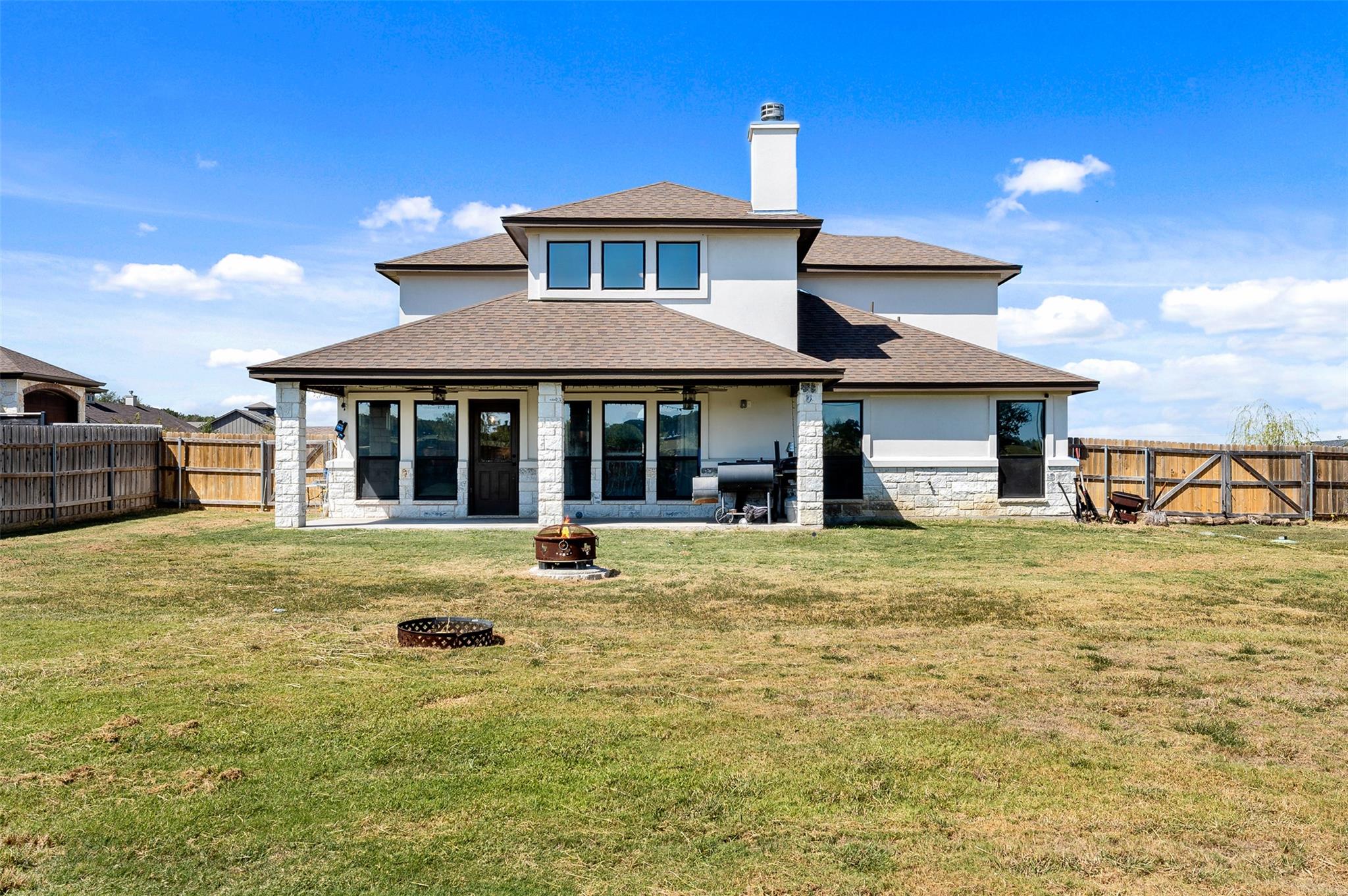 1052 Parkview Dr Way, Salado, TX 76571