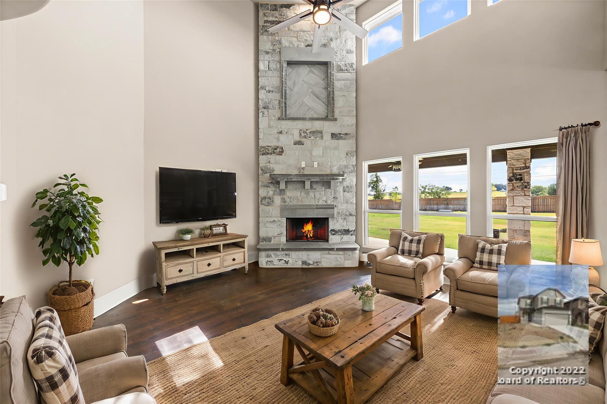 1052 Parkview Dr Way, Salado, TX 76571