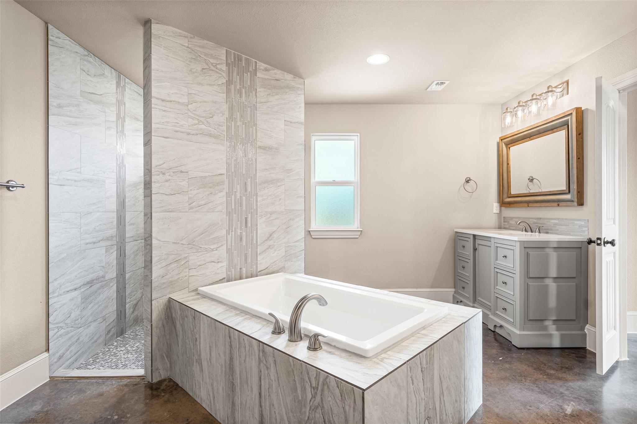 1052 Parkview Dr Way, Salado, TX 76571