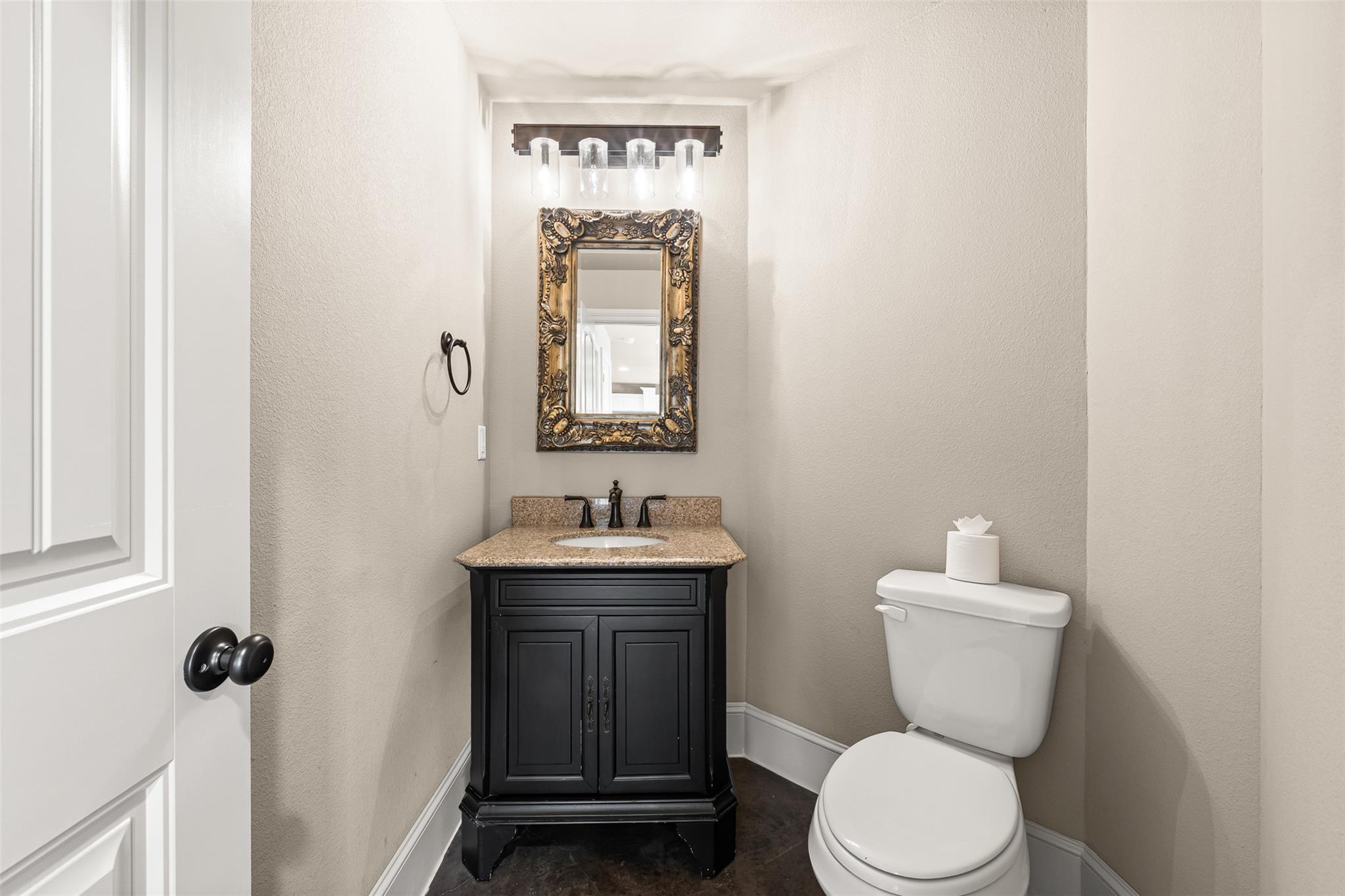 1052 Parkview Dr Way, Salado, TX 76571