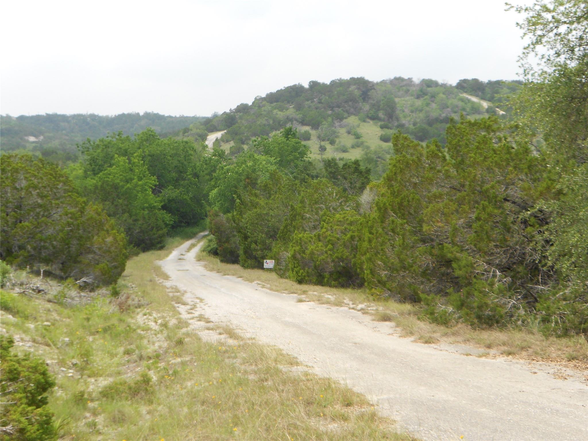 20604 Overland Trl, Lago Vista, TX 78645