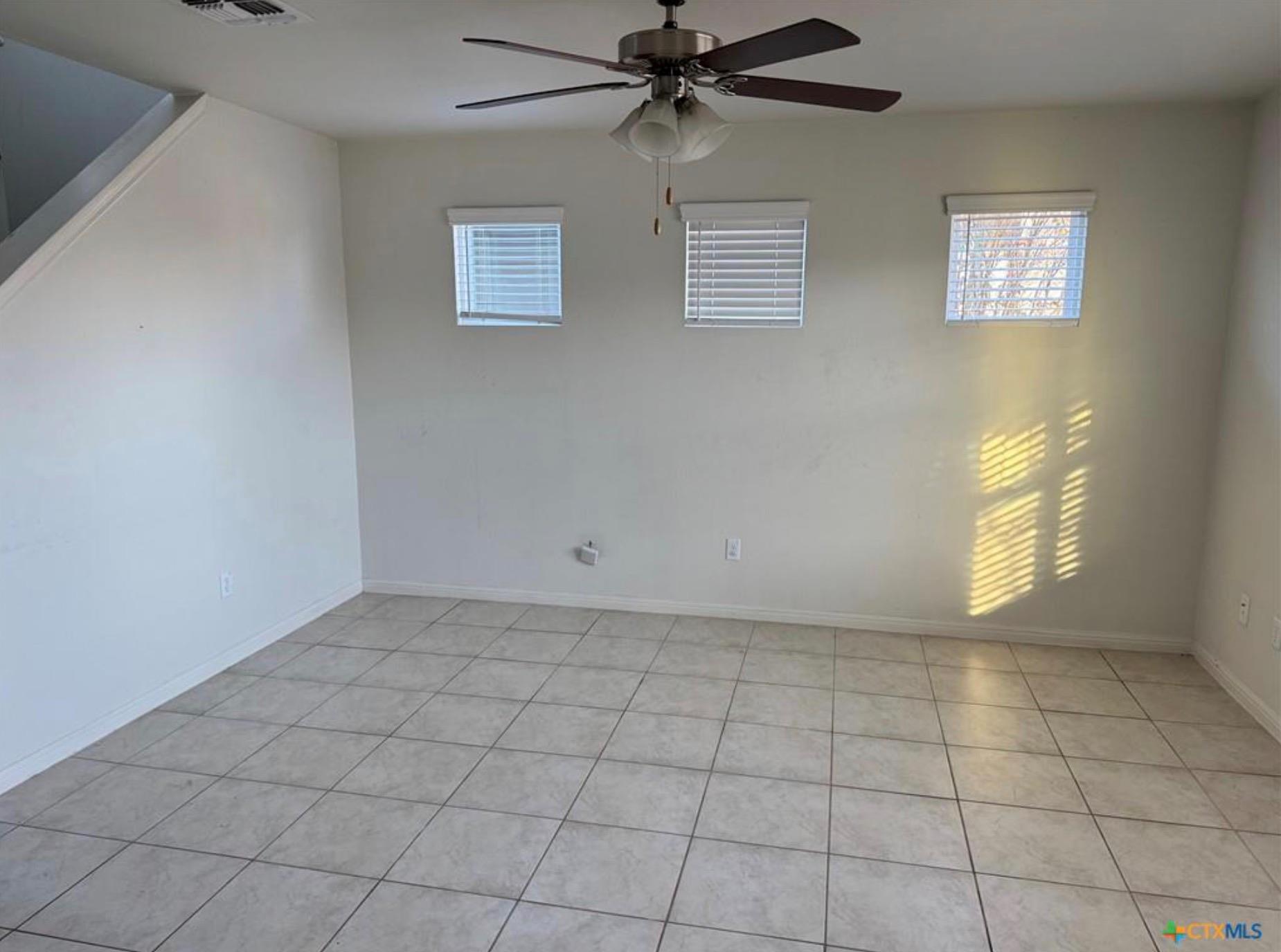 1126 Esplanade Pkwy, San Marcos, TX 78666