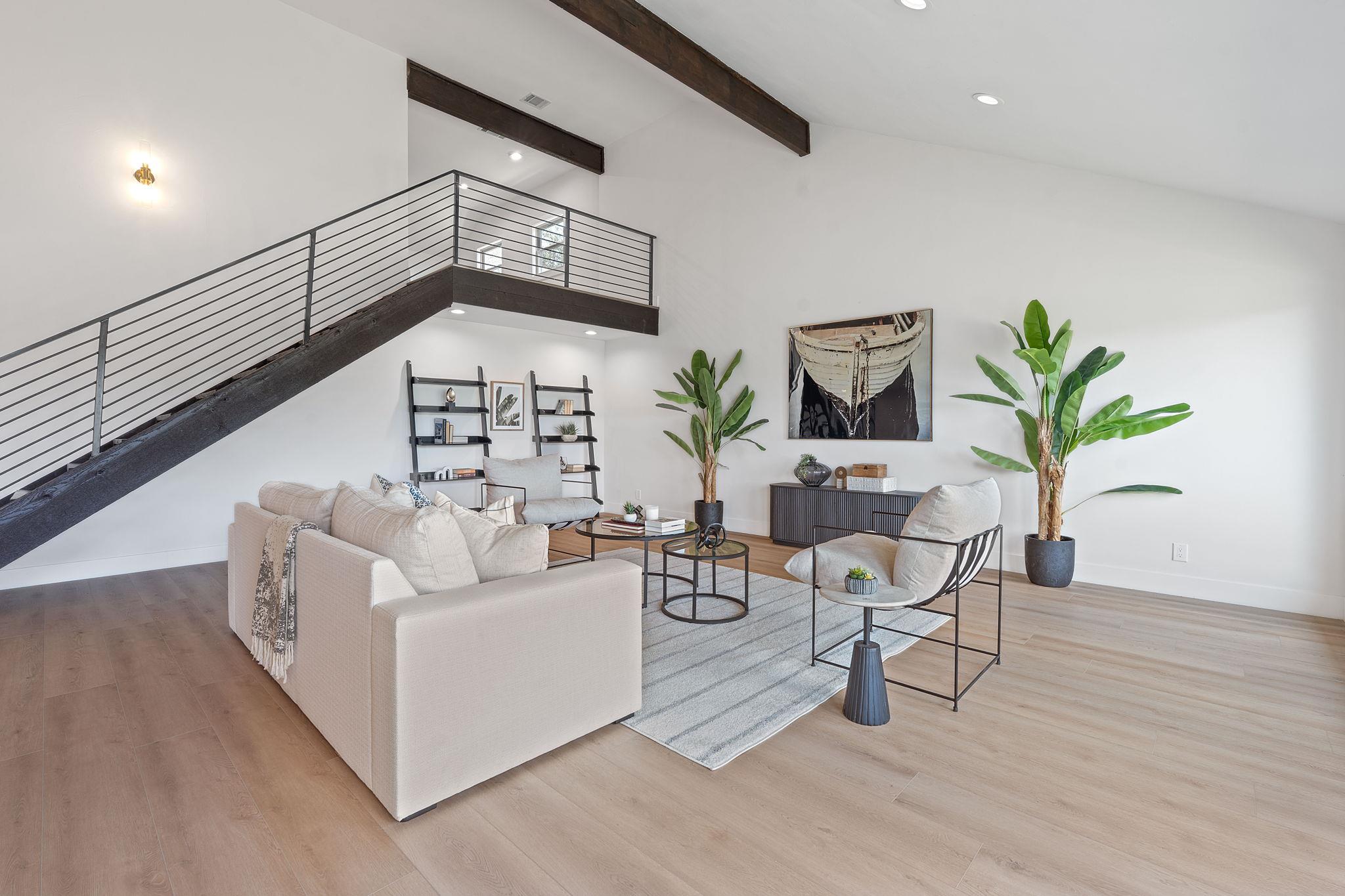 1325 Likeness Rd, Spicewood, TX 78669