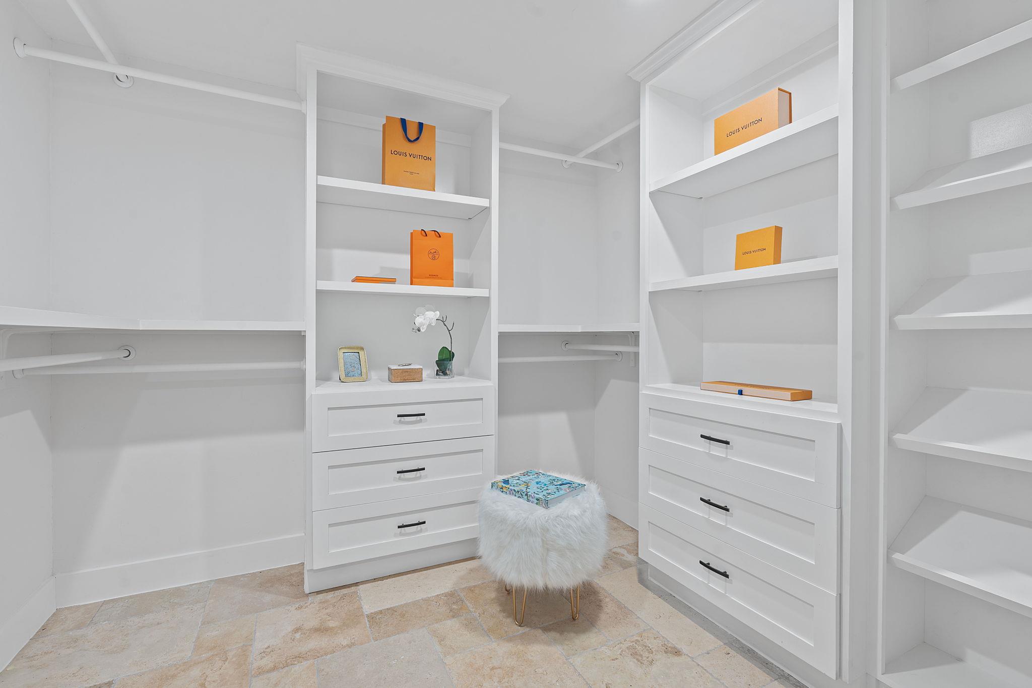 1325 Likeness Rd, Spicewood, TX 78669