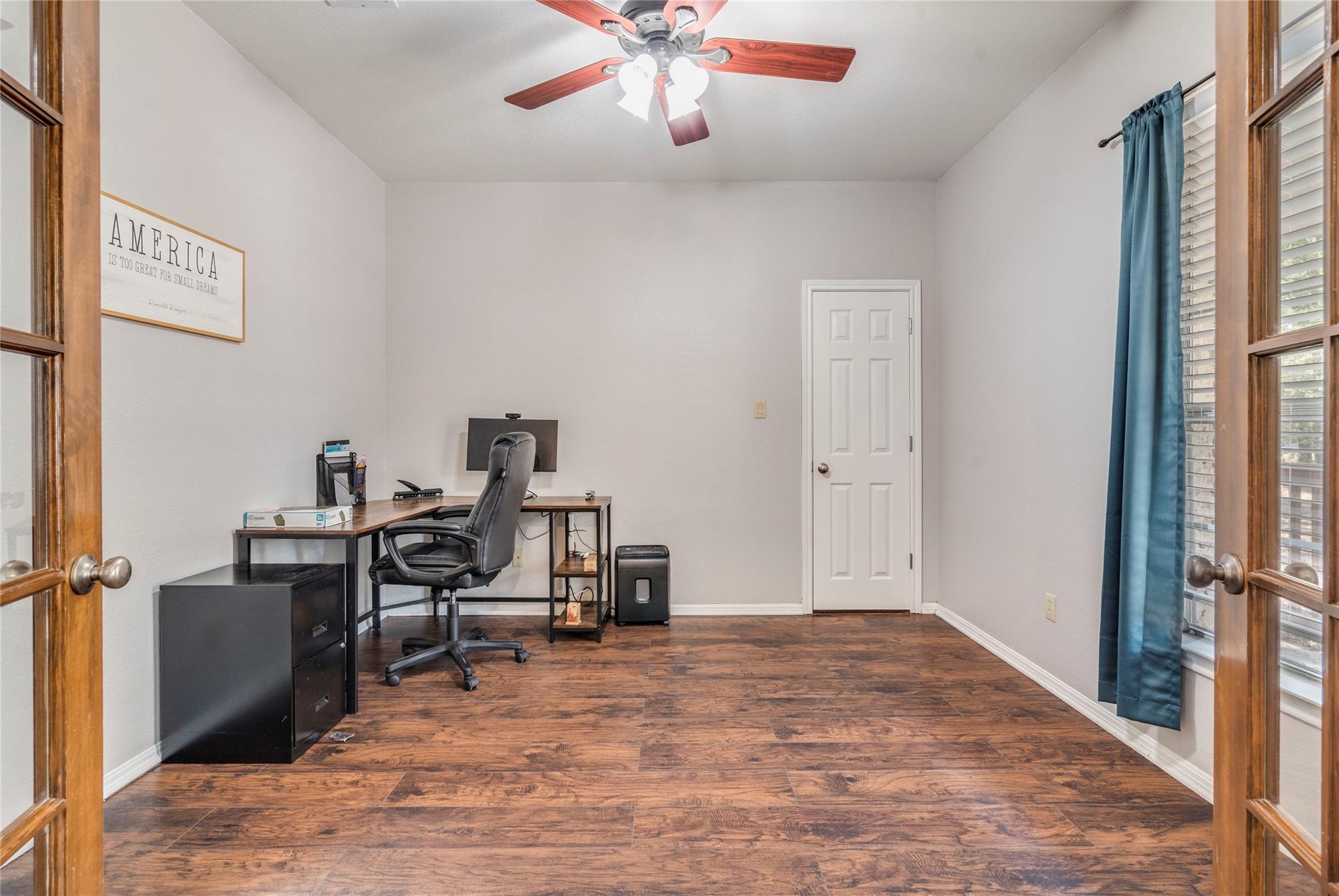 517 Arbors Cir, Elgin, TX 78621