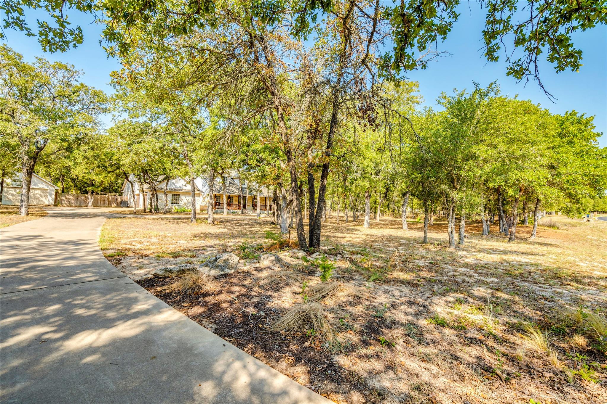 517 Arbors Cir, Elgin, TX 78621