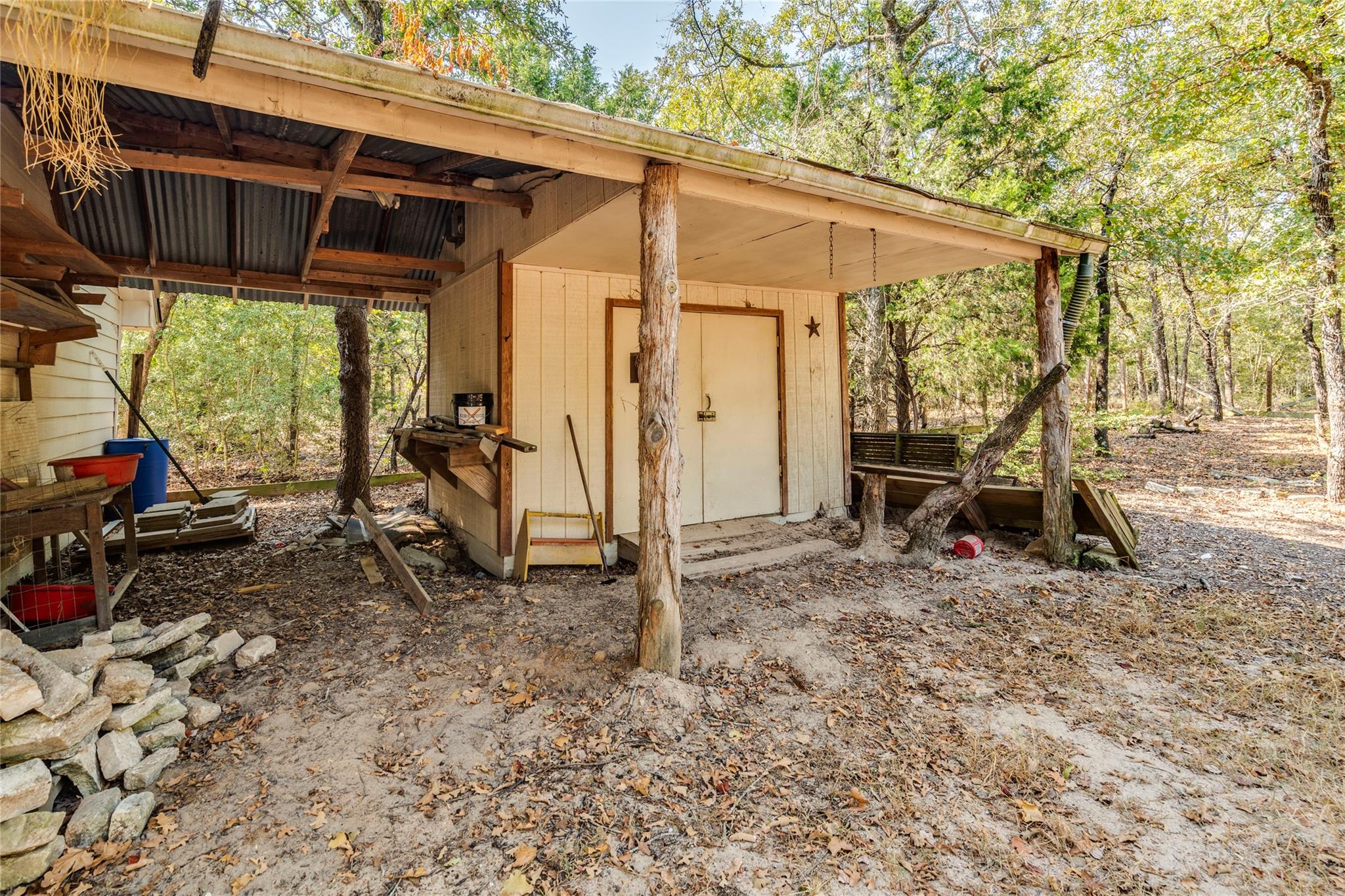 517 Arbors Cir, Elgin, TX 78621