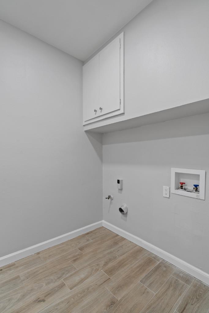 1407 Avebury Cir # B, Austin, TX 78753