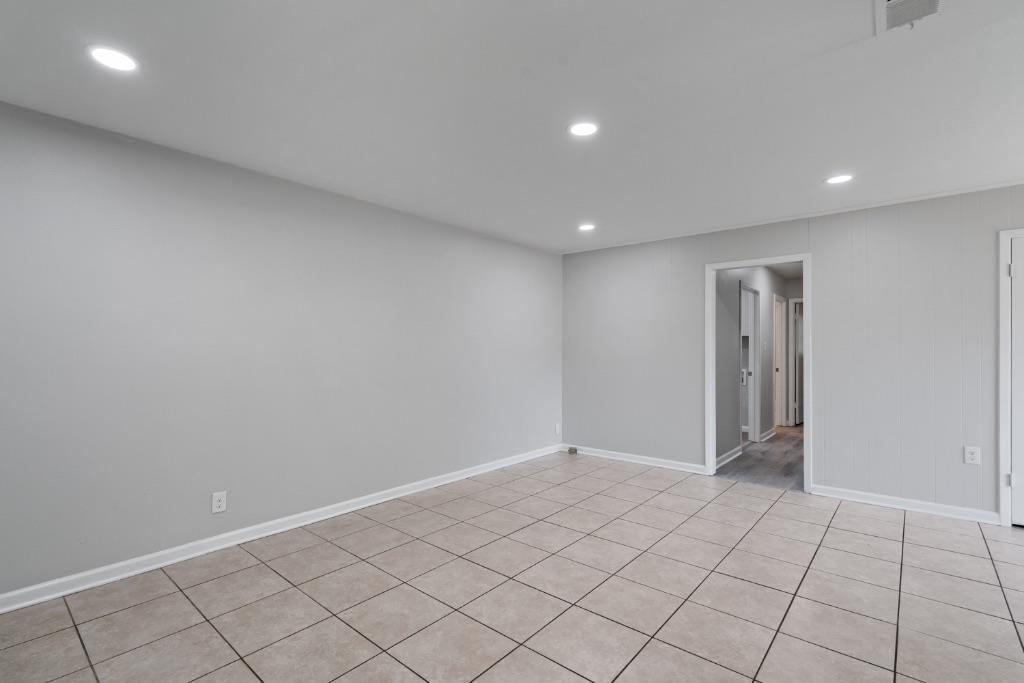 1407 Avebury Cir # B, Austin, TX 78753