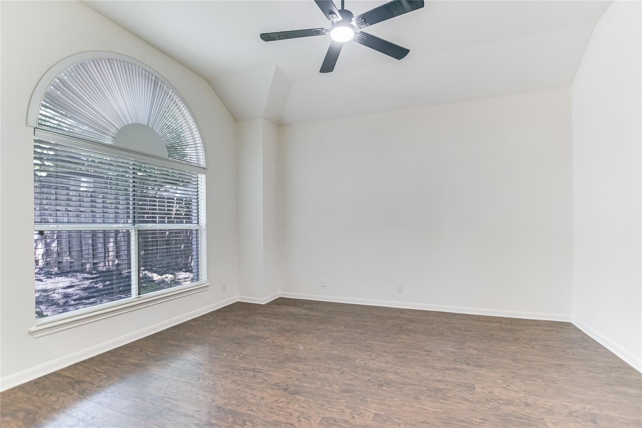 243 Mooring Cir # B, Lakeway, TX 78734