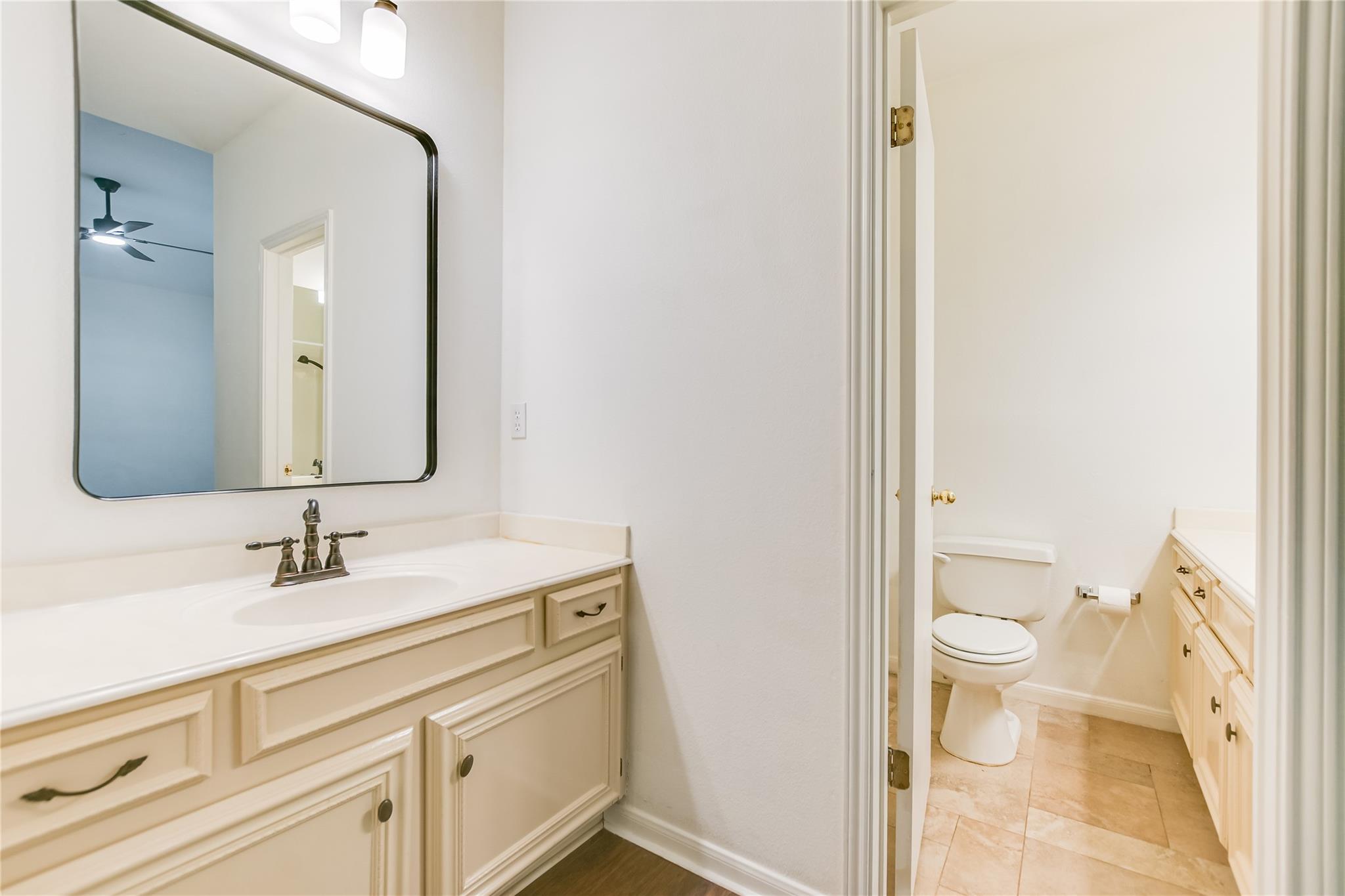 243 Mooring Cir # B, Lakeway, TX 78734