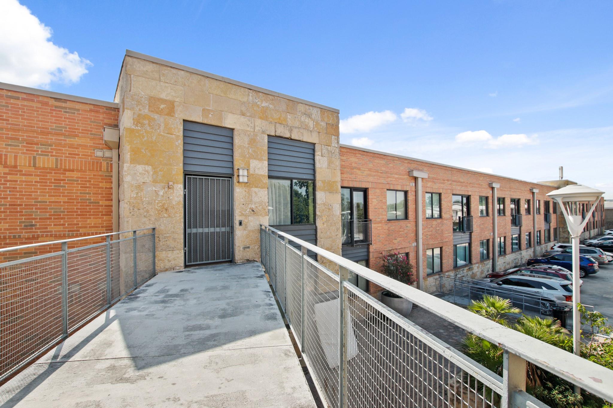 3016 Guadalupe St # 307, Austin, TX 78705