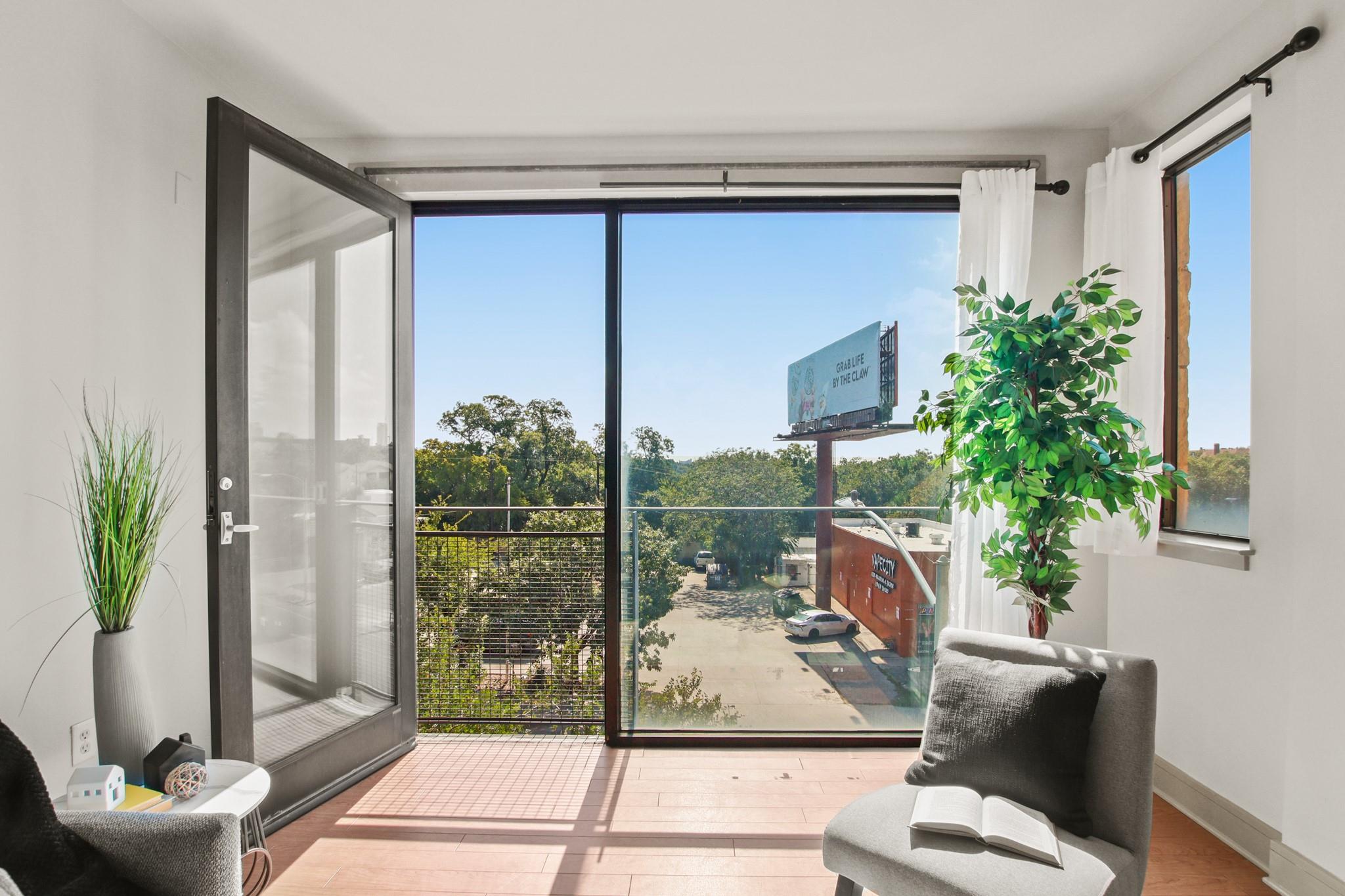 3016 Guadalupe St # 307, Austin, TX 78705