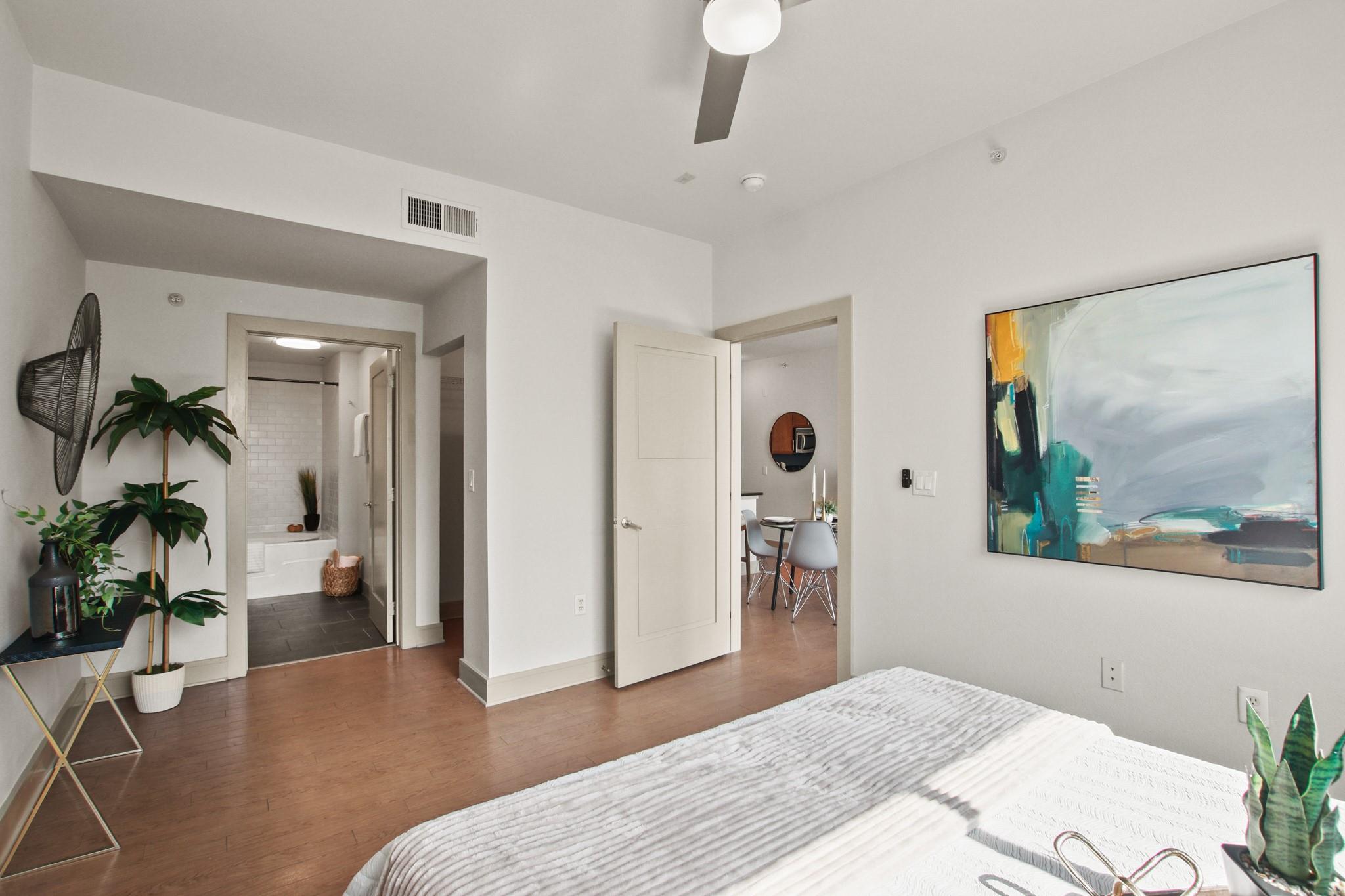 3016 Guadalupe St # 307, Austin, TX 78705