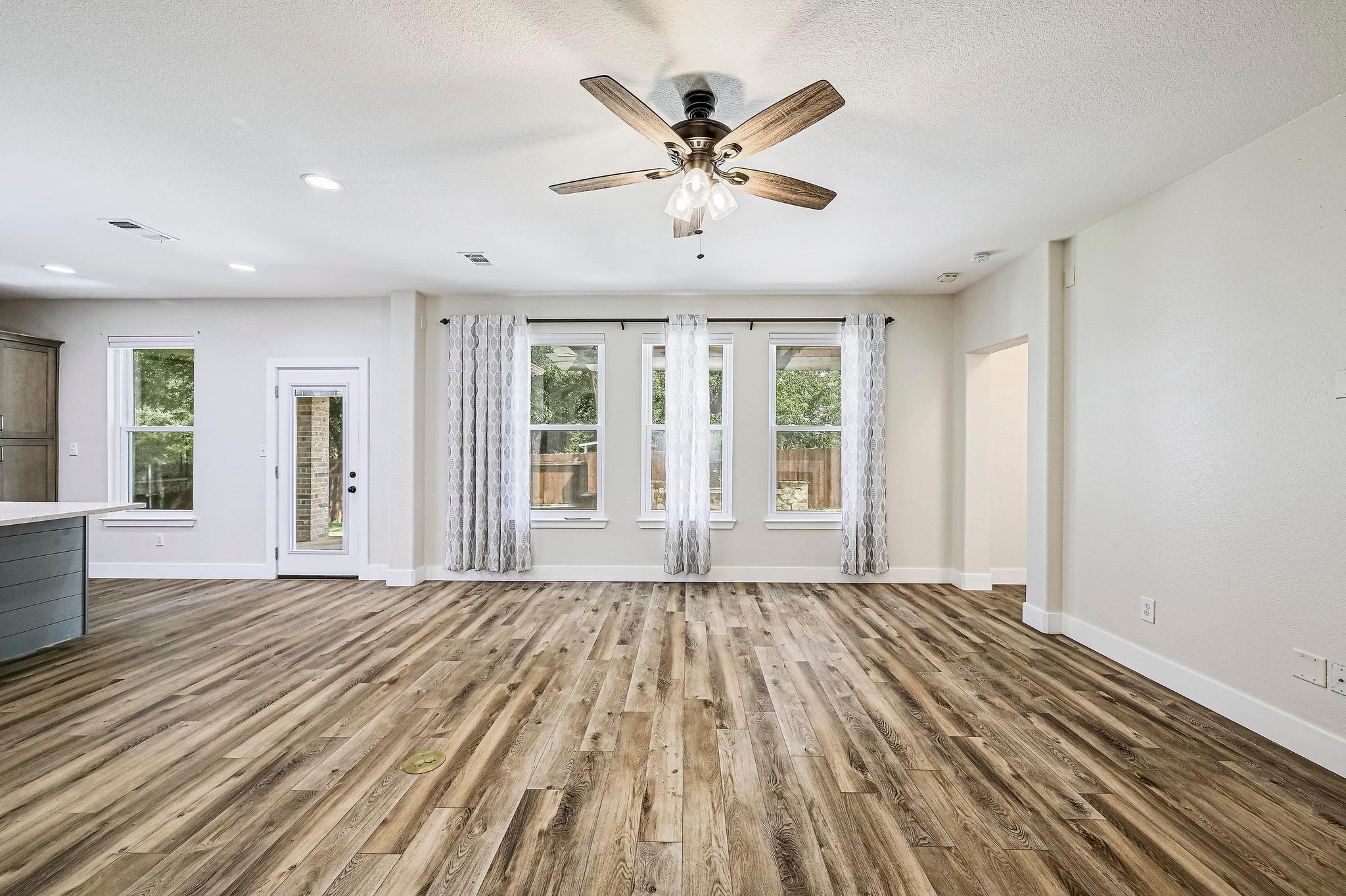 1400 Hargis Creek Trl, Austin, TX 78717