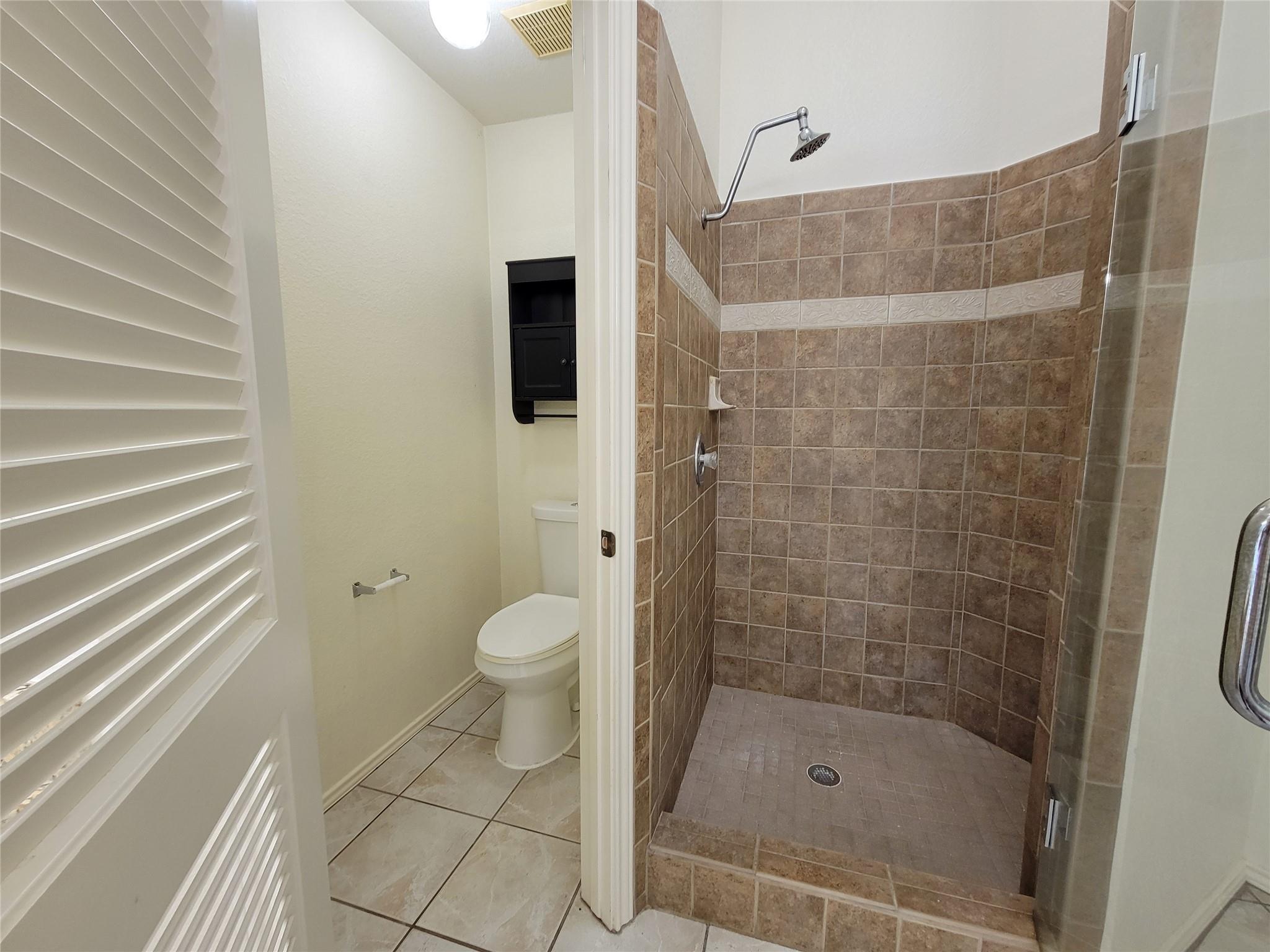 105 W Oxford Dr, Pflugerville, TX 78660