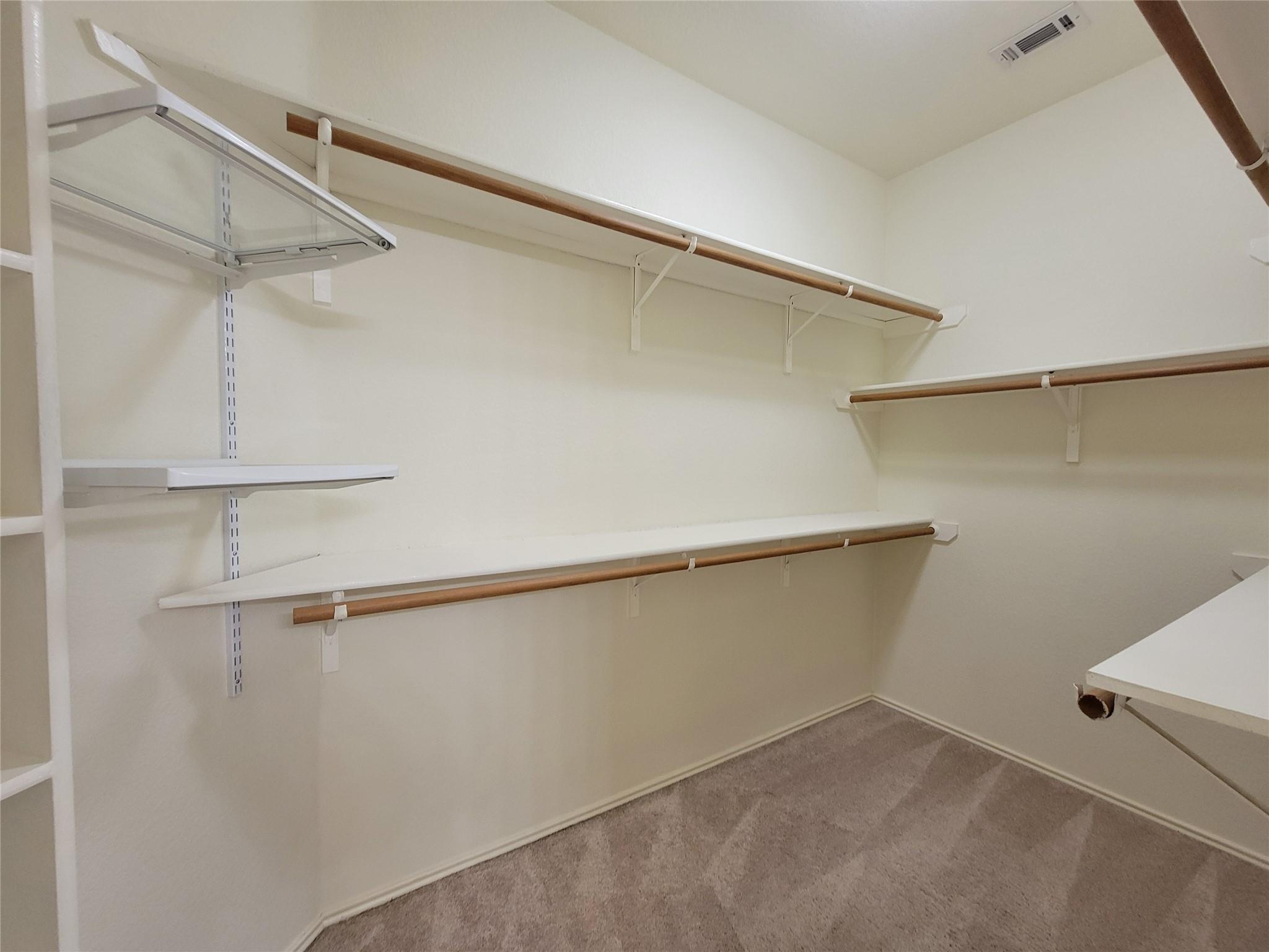 105 W Oxford Dr, Pflugerville, TX 78660