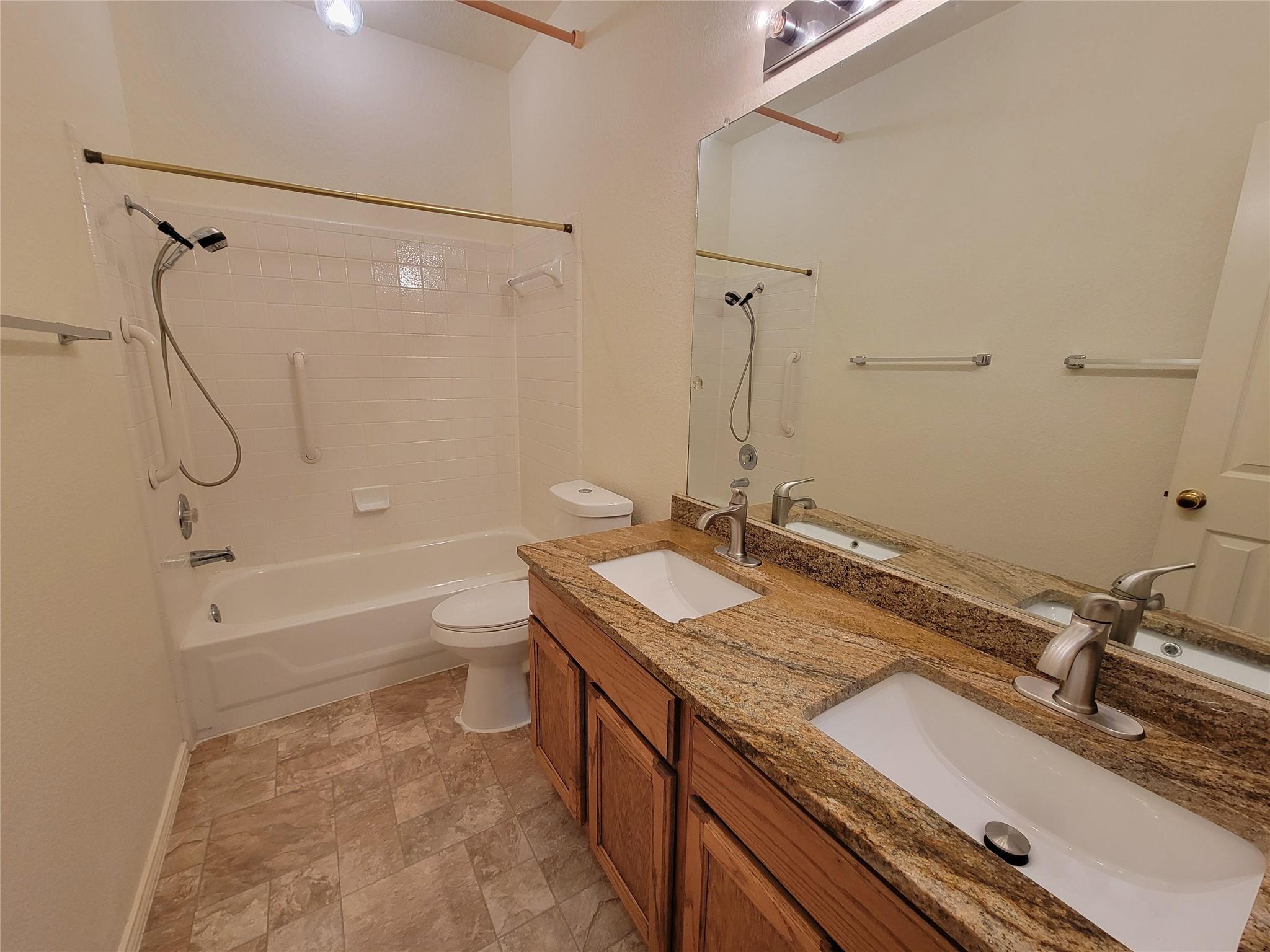 105 W Oxford Dr, Pflugerville, TX 78660