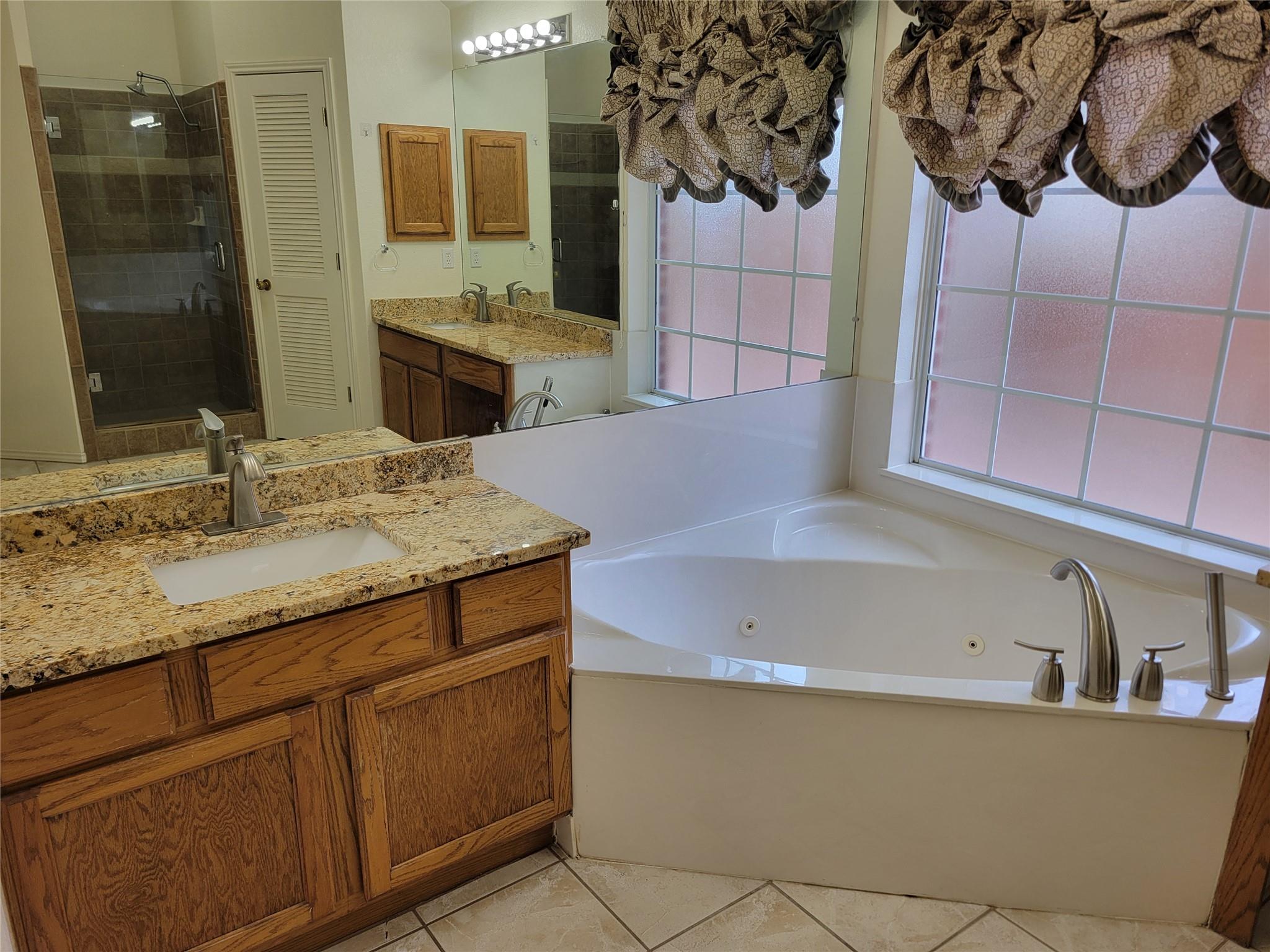 105 W Oxford Dr, Pflugerville, TX 78660