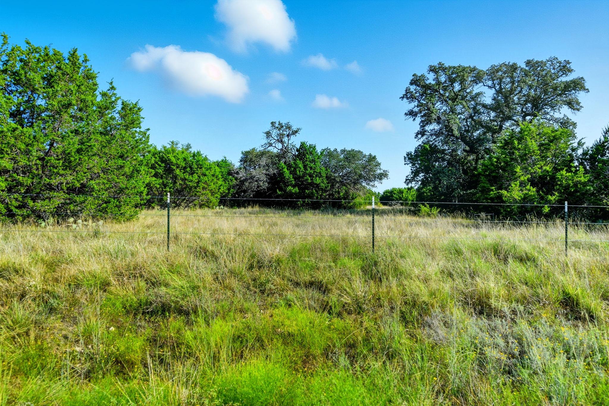 405 Valley Oak Dr, Goldthwaite, TX 76844