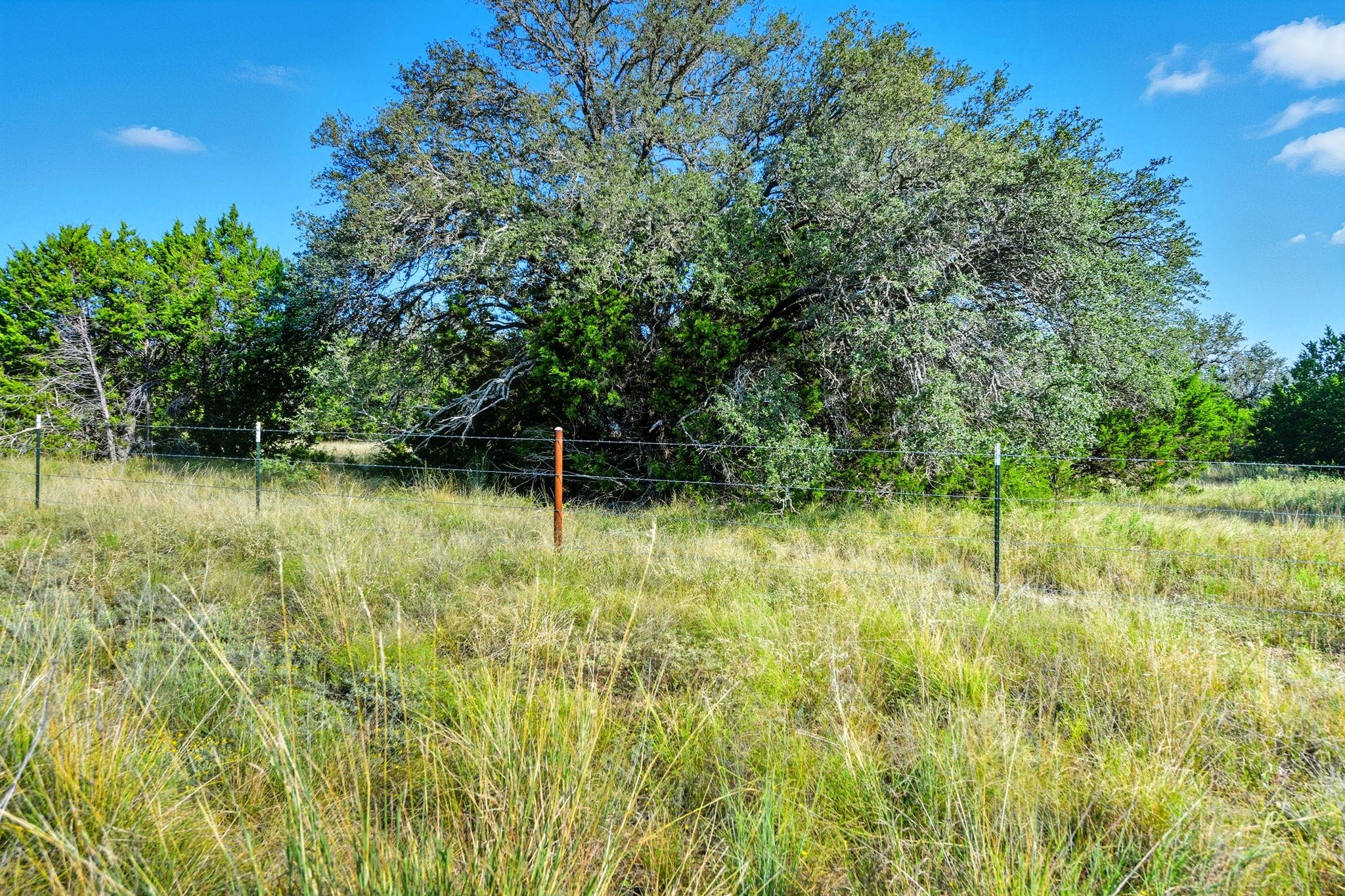 405 Valley Oak Dr, Goldthwaite, TX 76844
