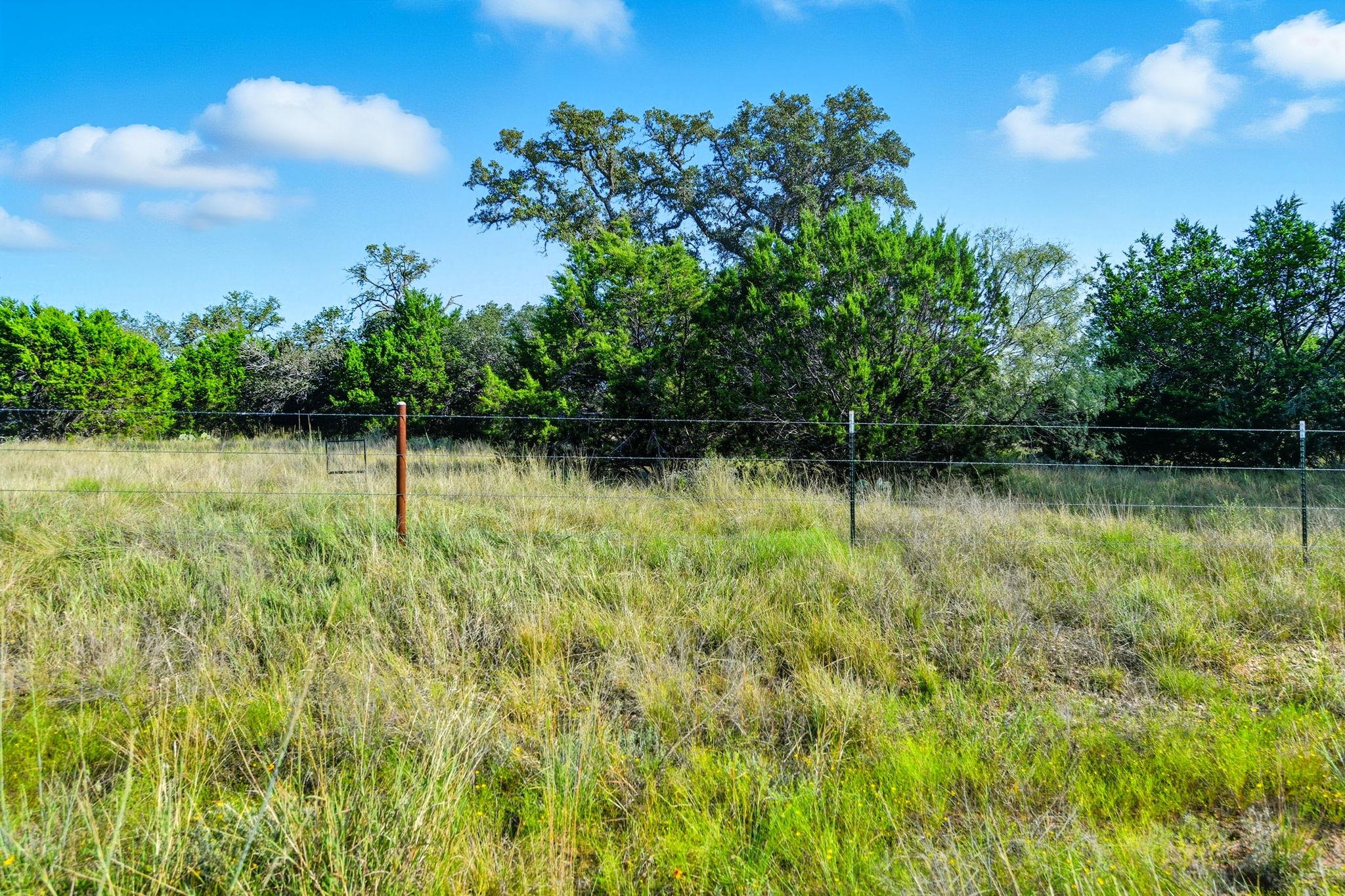 405 Valley Oak Dr, Goldthwaite, TX 76844