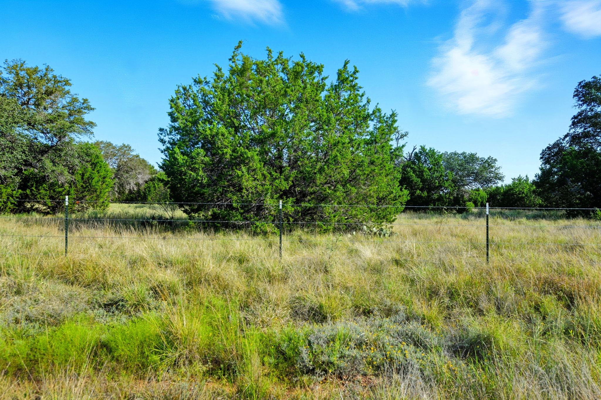 405 Valley Oak Dr, Goldthwaite, TX 76844