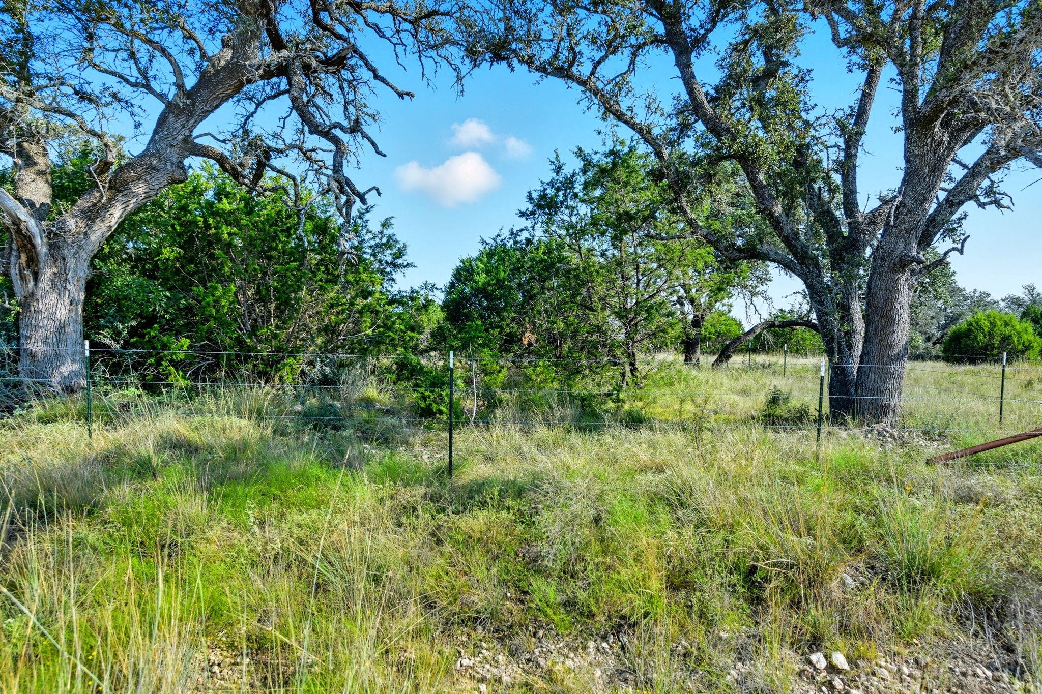 405 Valley Oak Dr, Goldthwaite, TX 76844