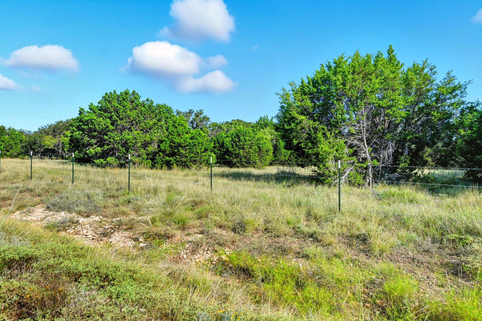 405 Valley Oak Dr, Goldthwaite, TX 76844