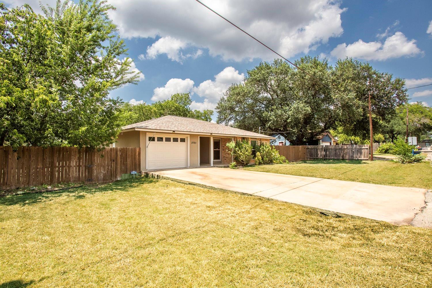 2701 Peach Tree Ln, Cedar Park, TX 78613