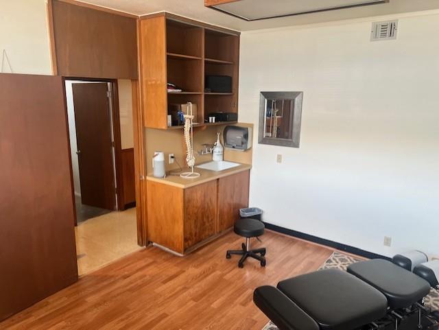 2911 Medical Arts St # 6, Austin, TX 78705