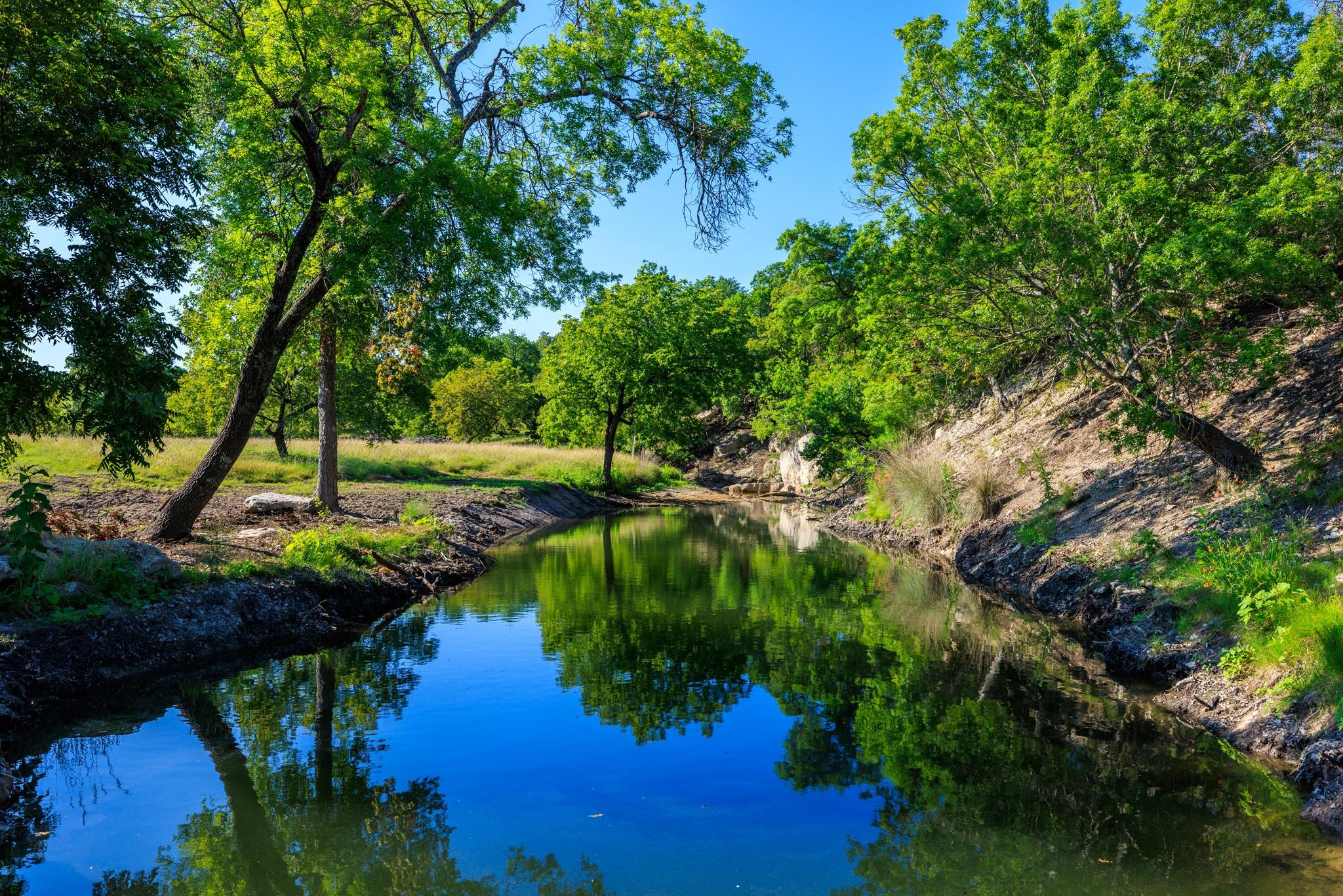 481 Living Water Ranch Rd, Harper, TX 78631