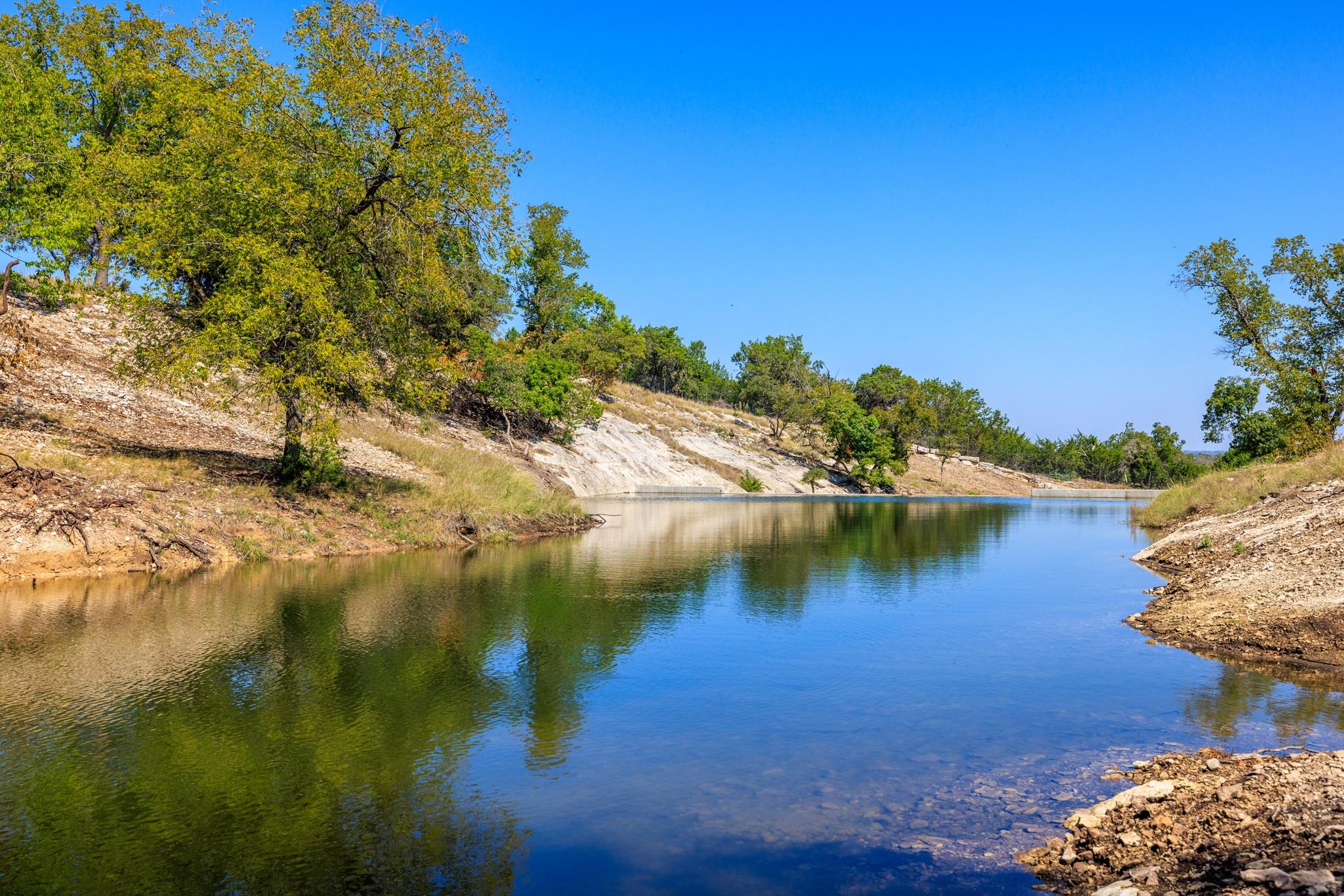 481 Living Water Ranch Rd, Harper, TX 78631