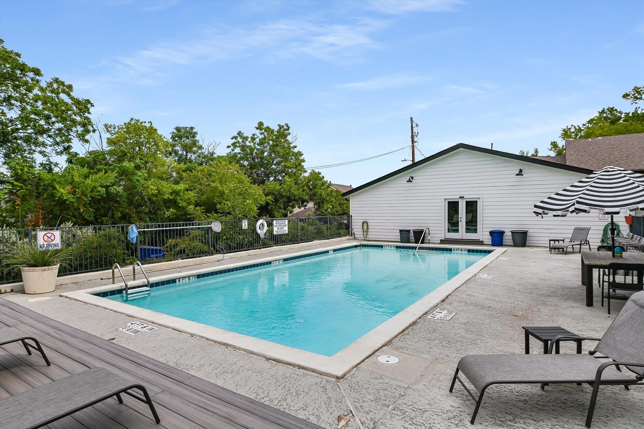 745 E Oltorf St E # 201, Austin, TX 78704