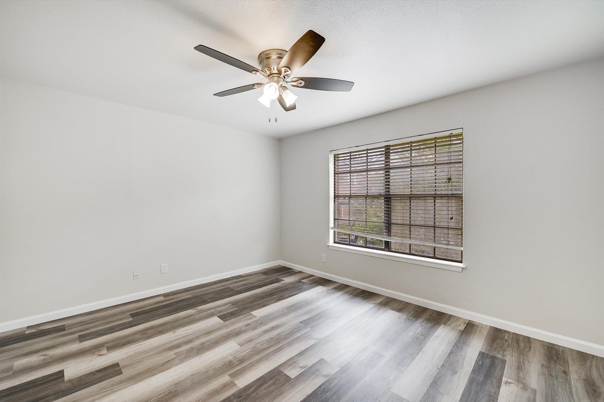 745 E Oltorf St E # 201, Austin, TX 78704